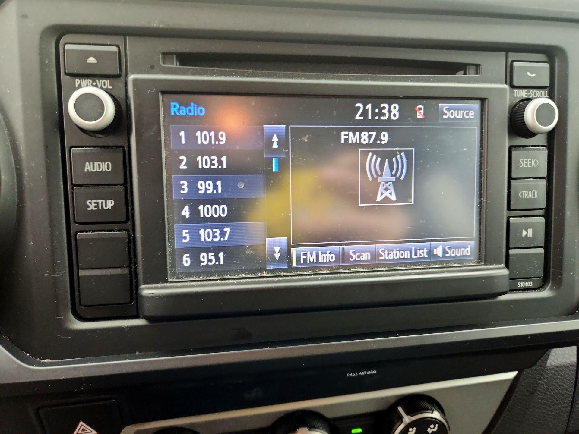Thumbnail: 2019 Toyota Tacoma - 15