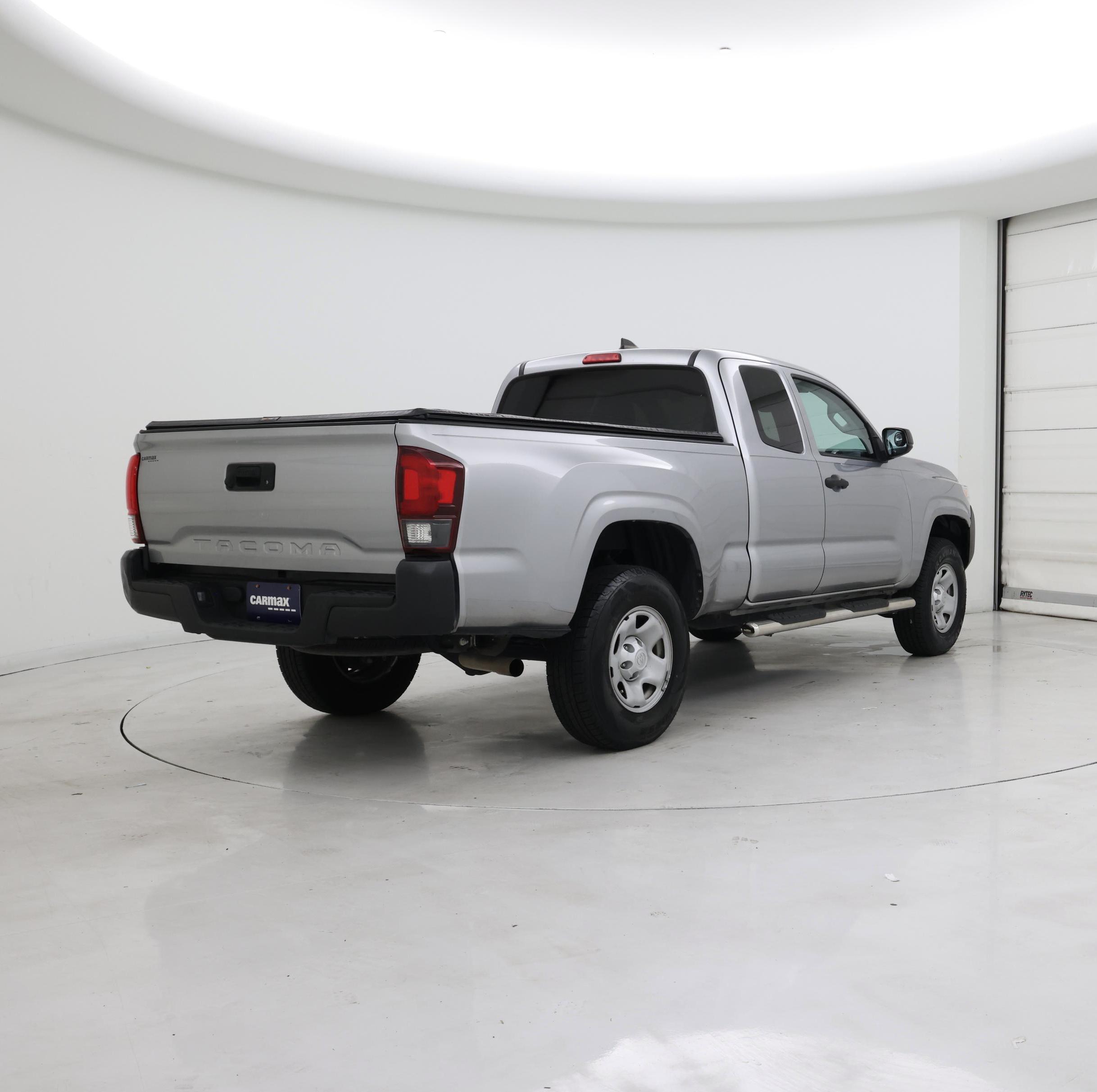 Thumbnail: 2019 Toyota Tacoma - 8