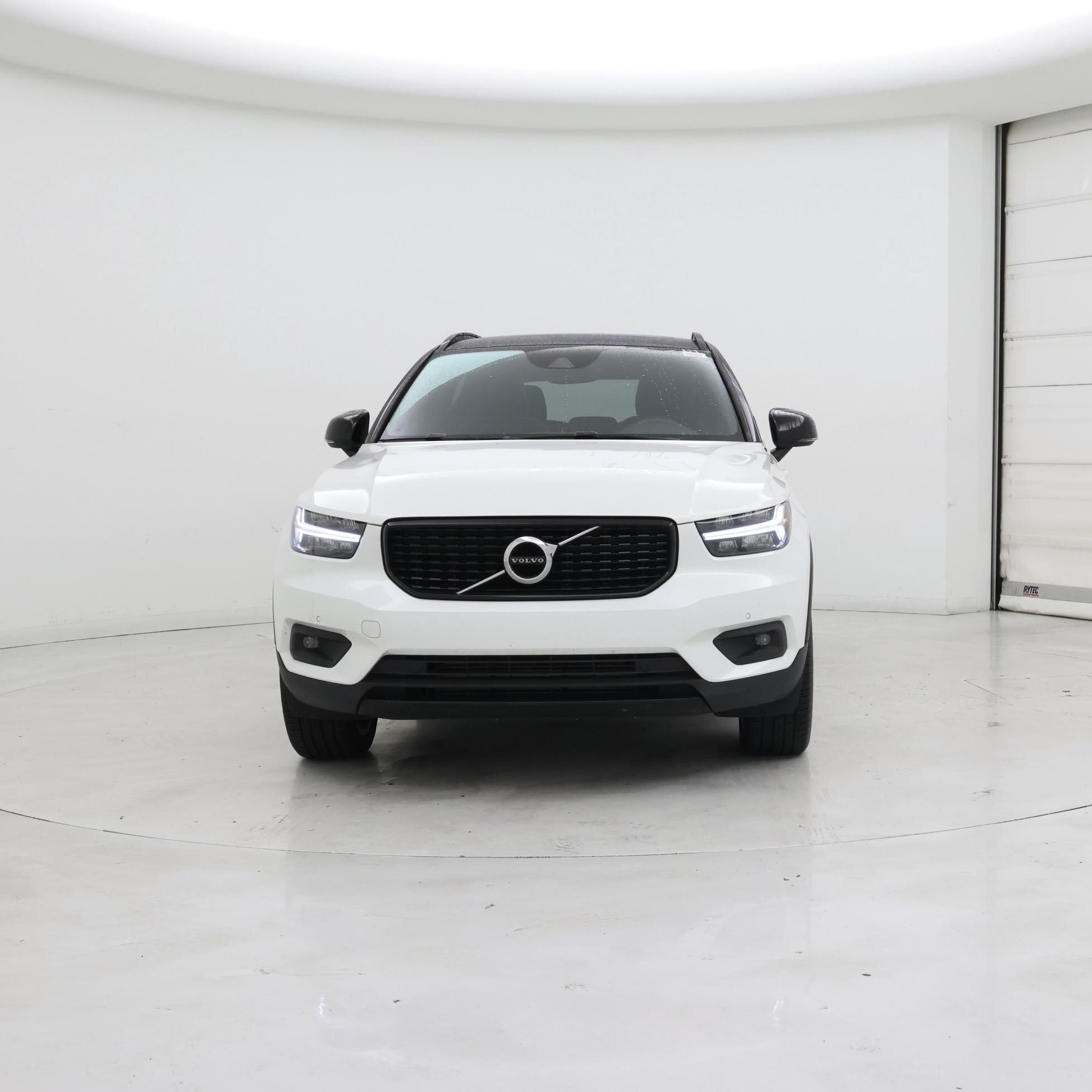 Thumbnail: 2021 Volvo XC40 - 5