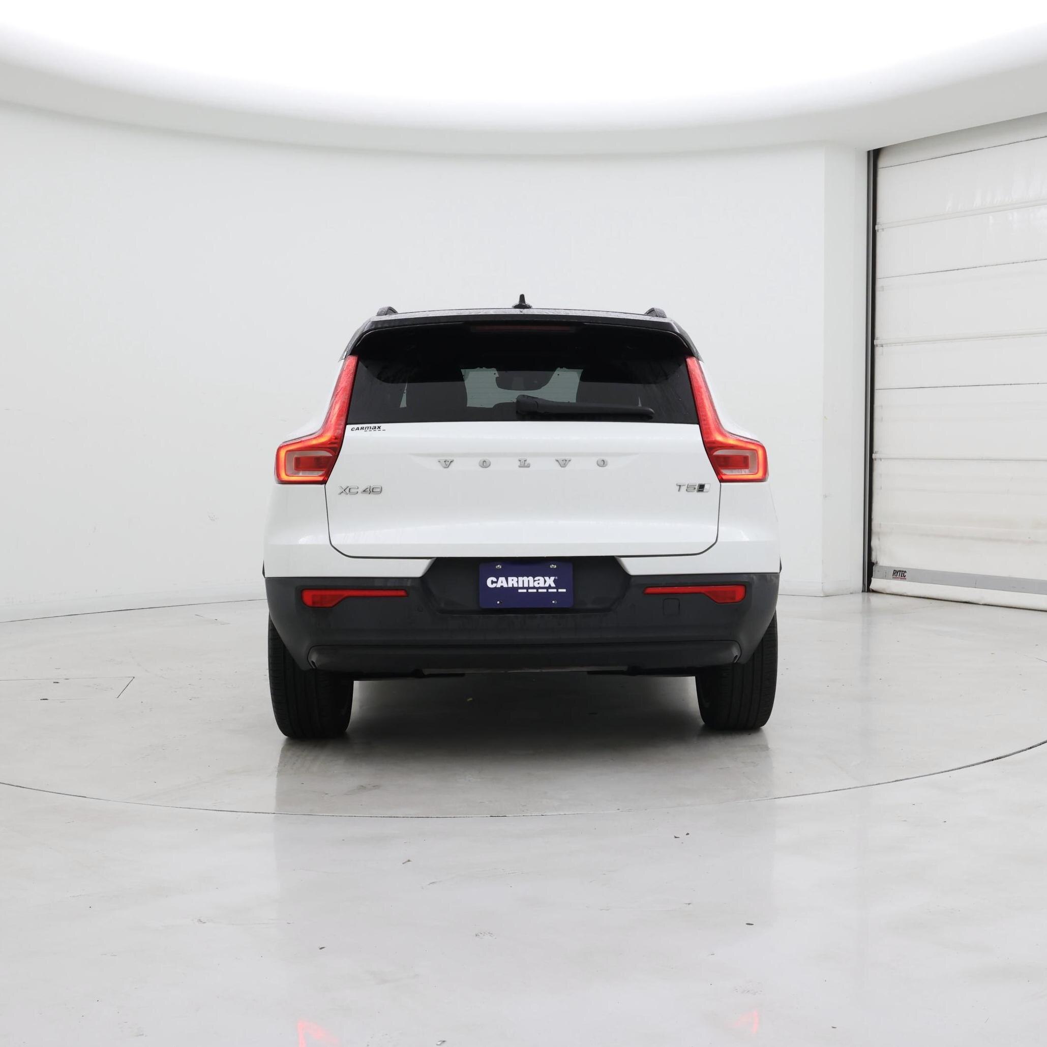 Thumbnail: 2021 Volvo XC40 - 6