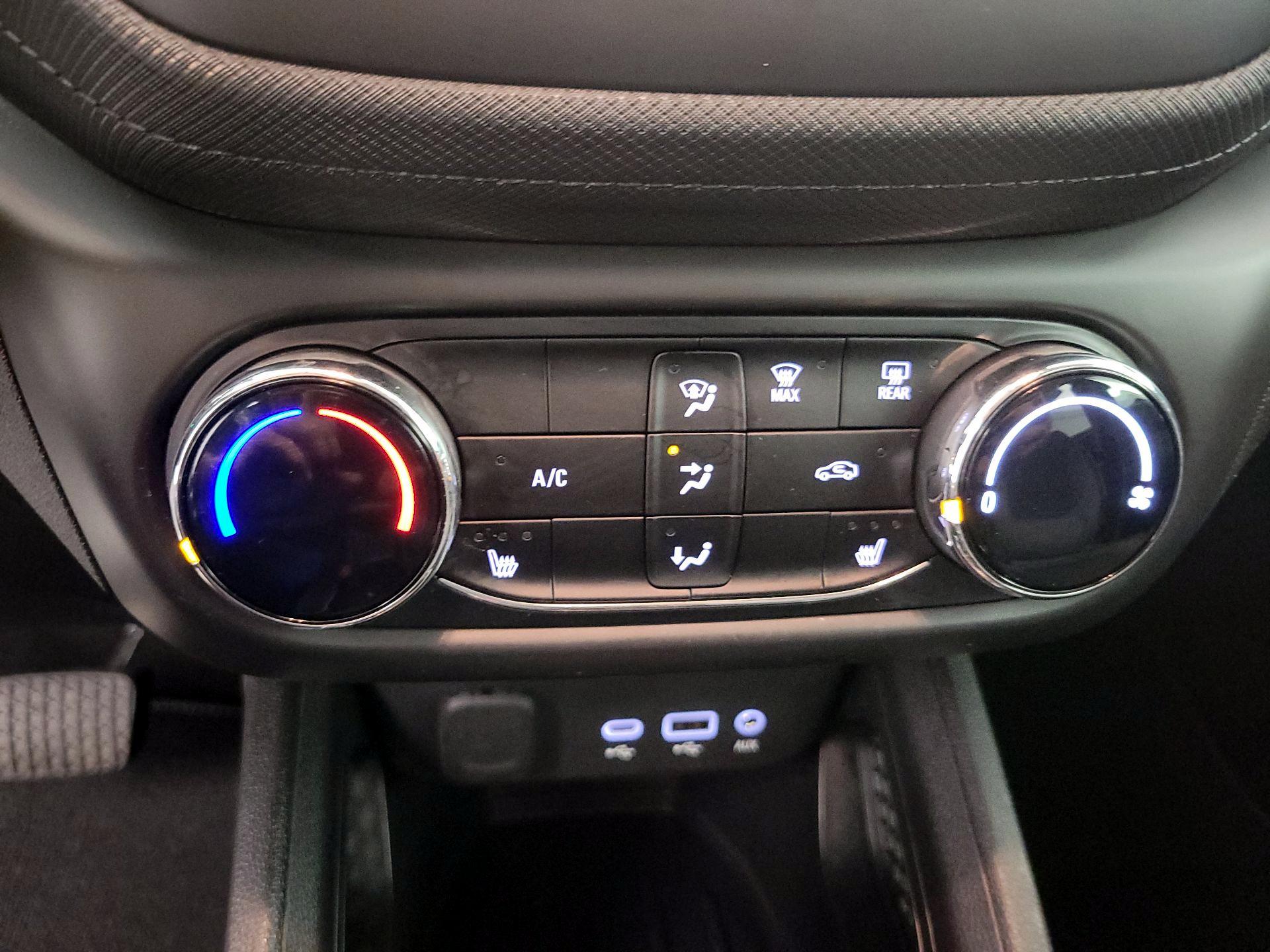 Thumbnail: 2023 Chevrolet TrailBlazer - 16