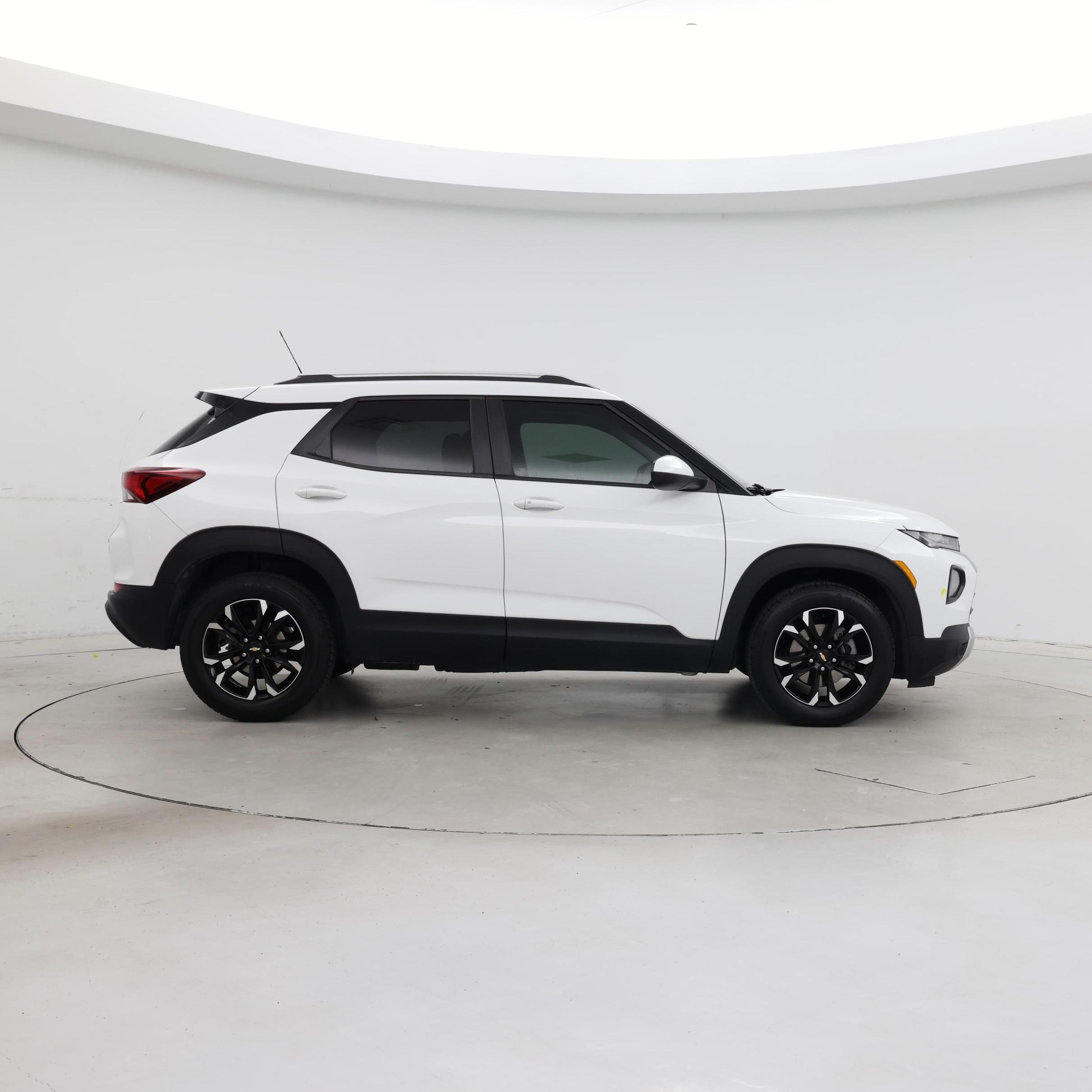 Thumbnail: 2023 Chevrolet TrailBlazer - 7