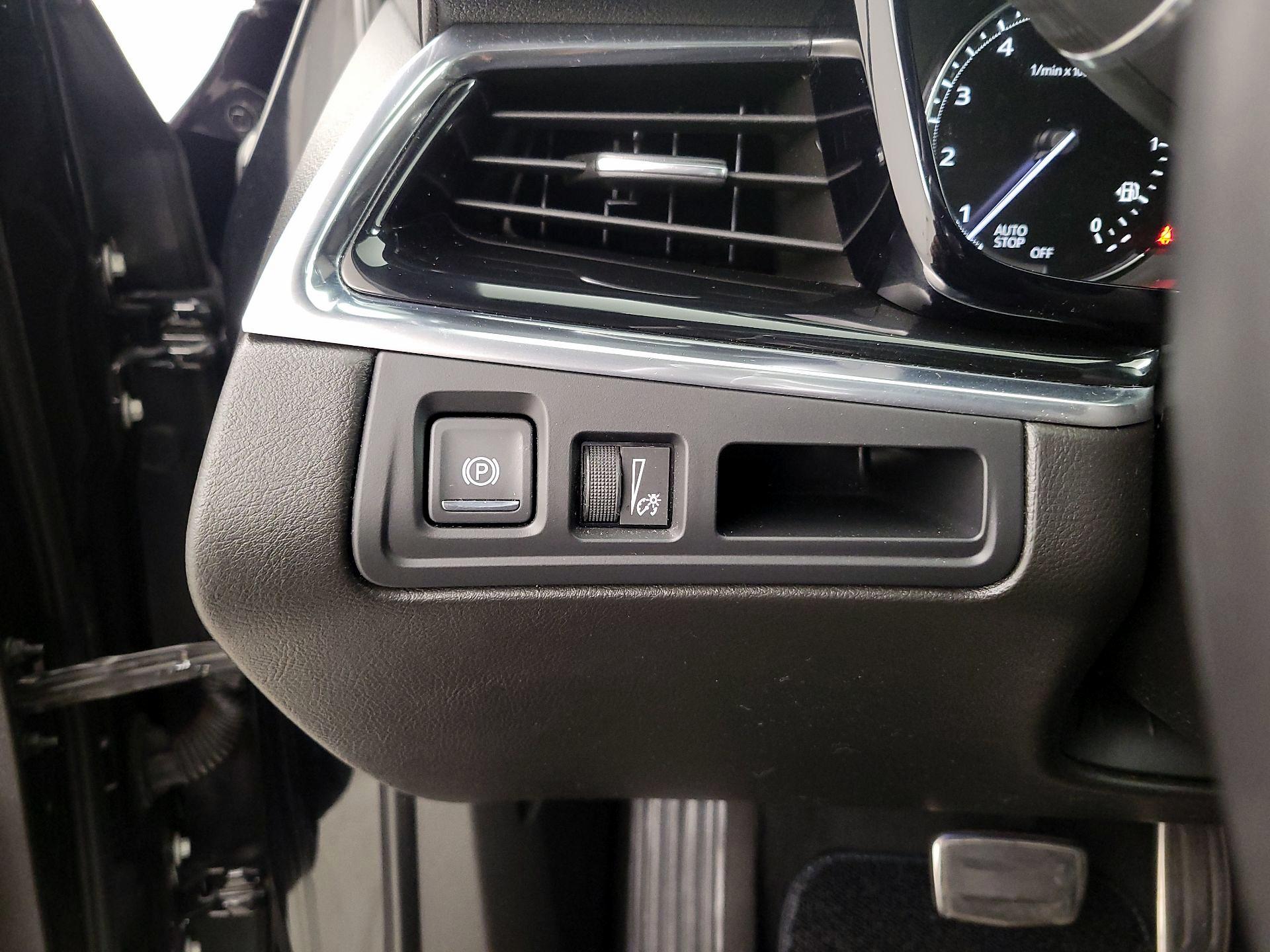 Thumbnail: 2020 Cadillac XT6 - 13
