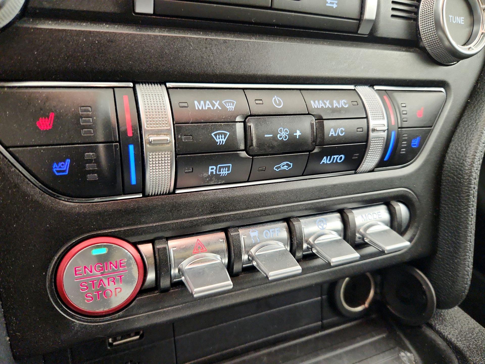 Thumbnail: 2019 Ford Mustang - 17