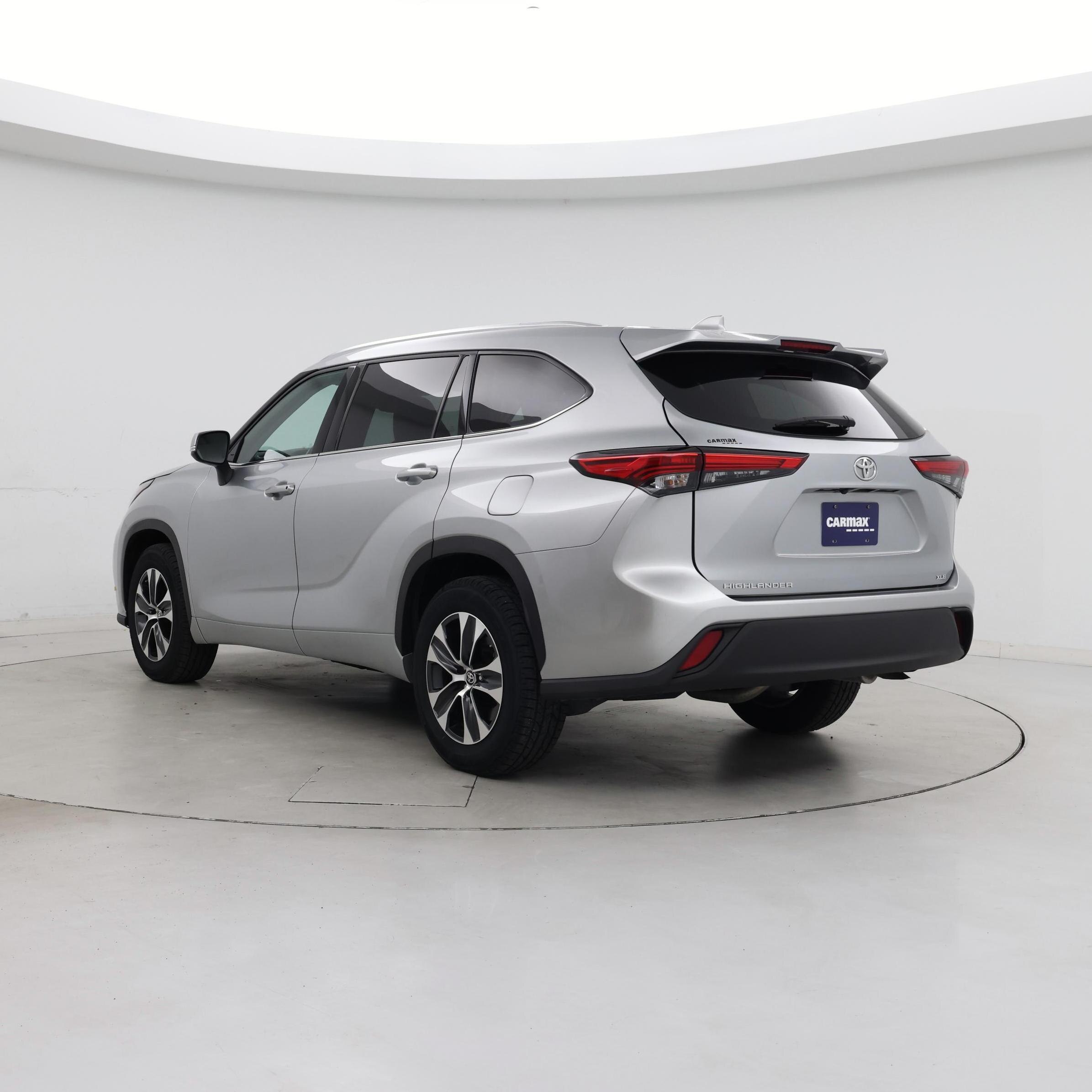 Thumbnail: 2020 Toyota Highlander - 2