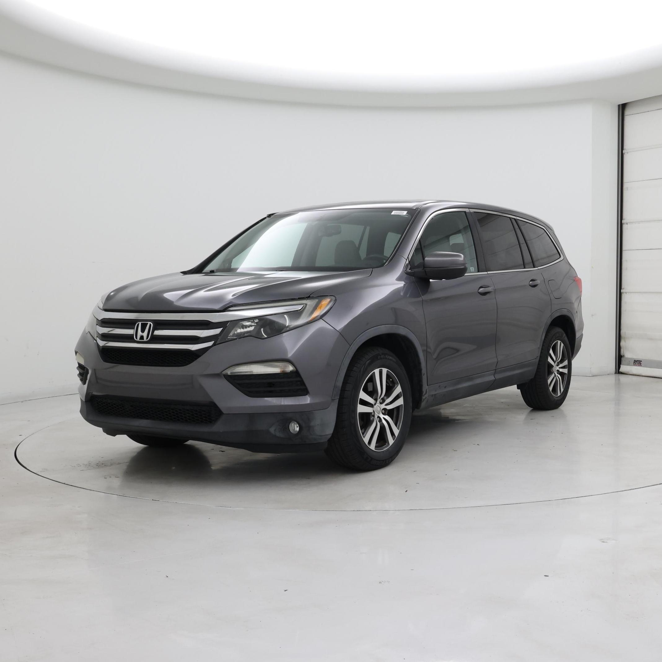 Thumbnail: 2016 Honda Pilot - 4