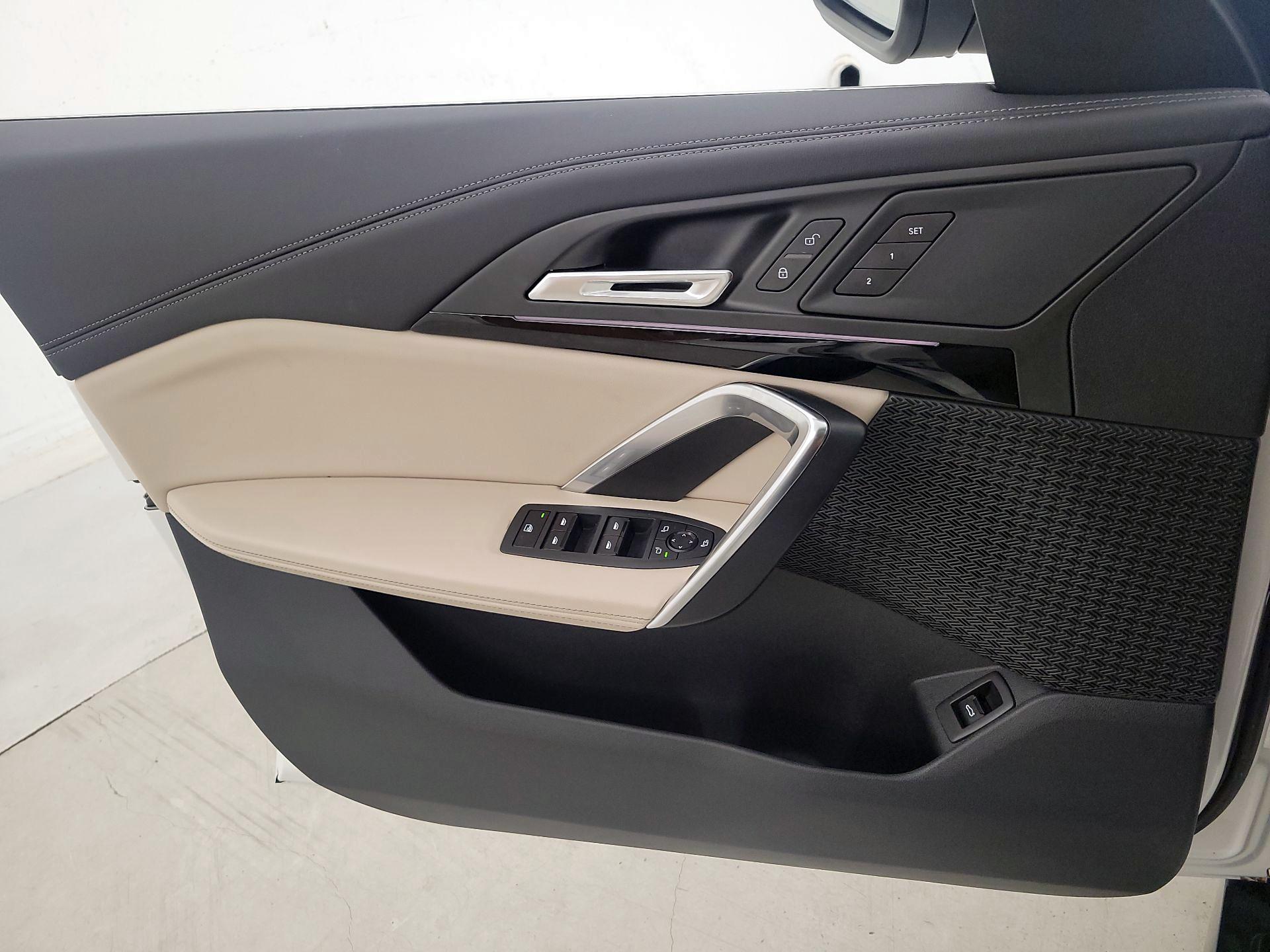 Thumbnail: 2024 BMW X1 - 12