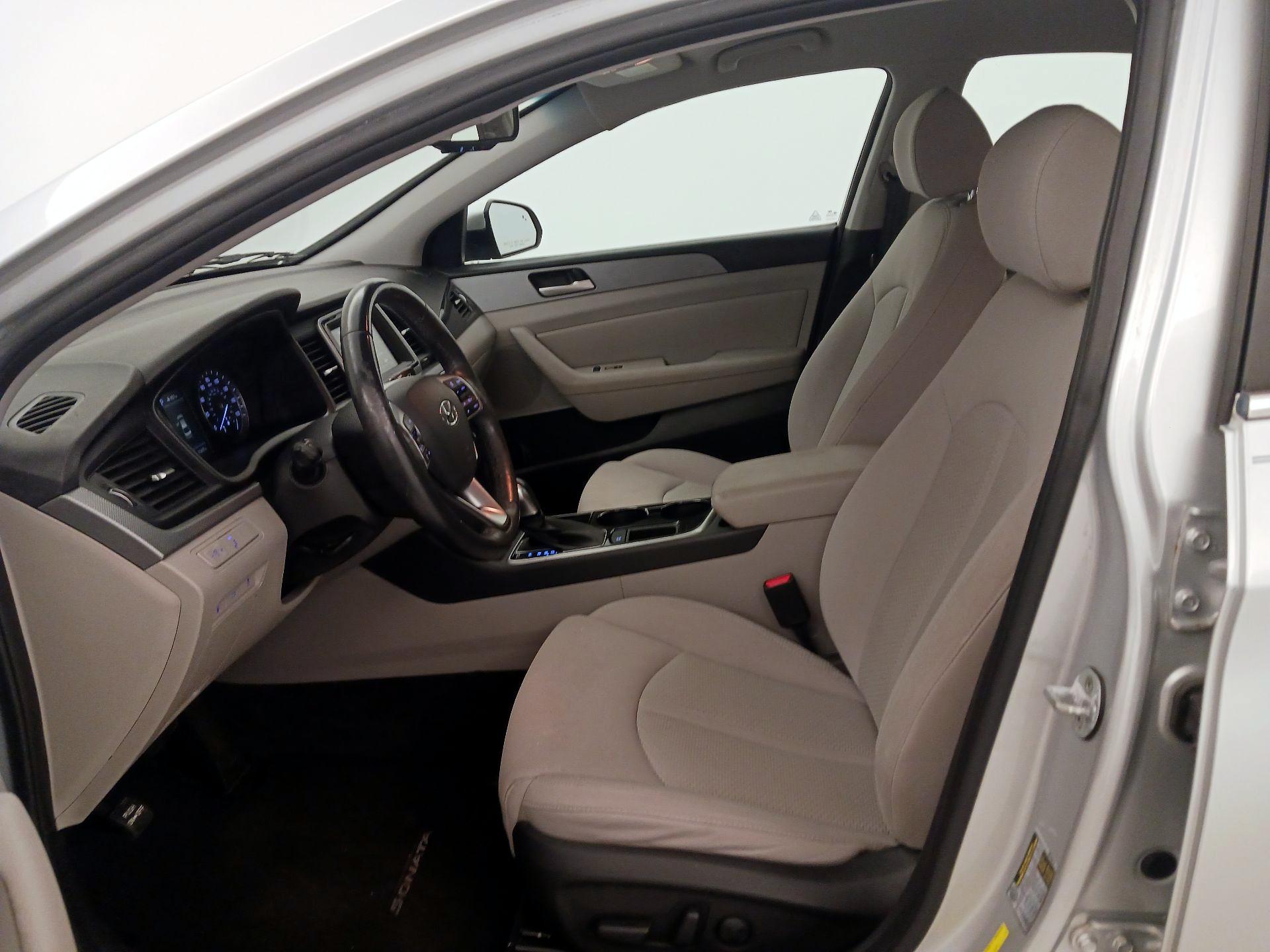 Thumbnail: 2018 Hyundai Sonata - 11