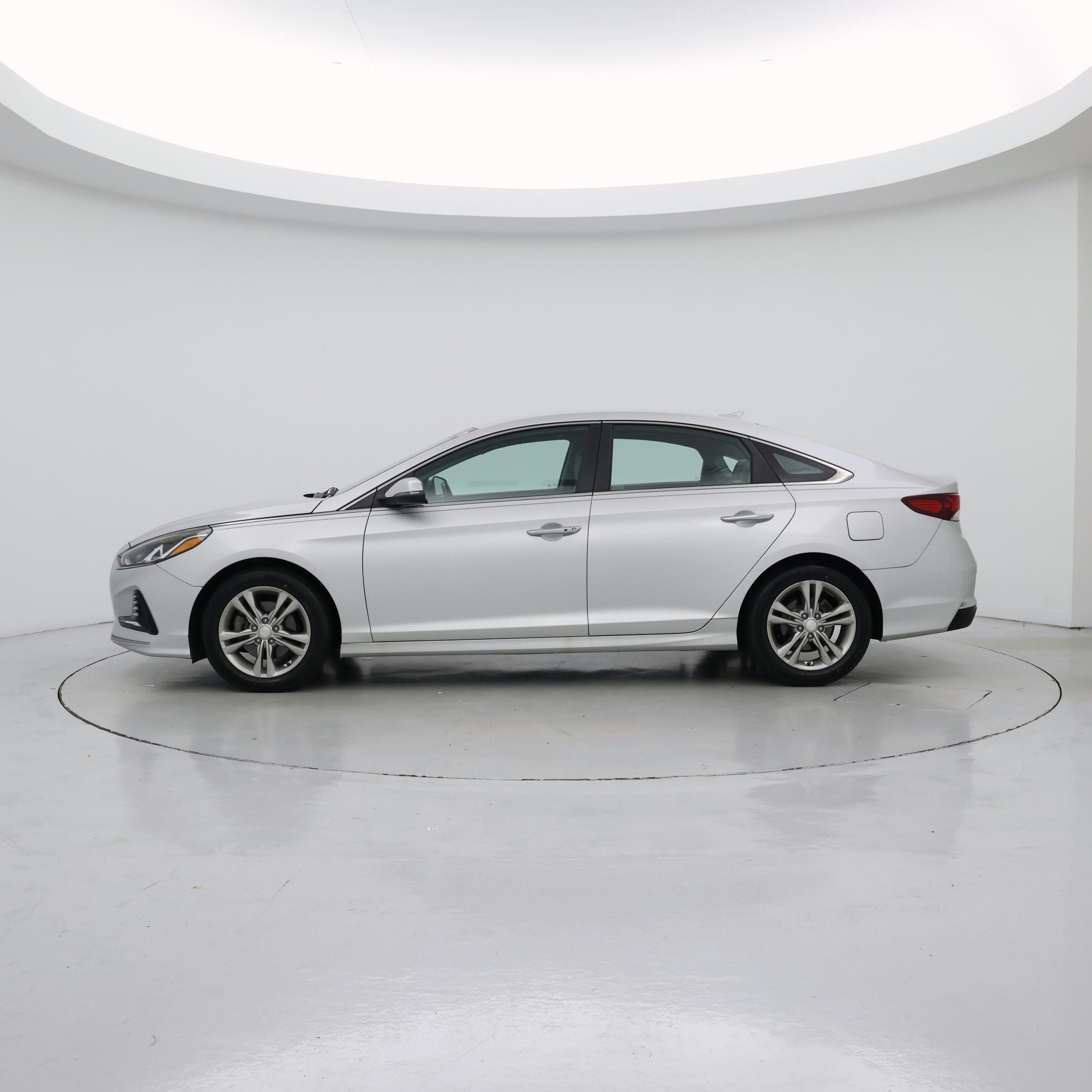 Thumbnail: 2018 Hyundai Sonata - 3