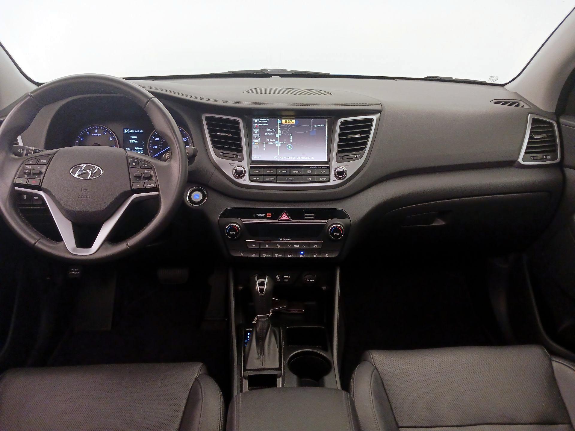 Thumbnail: 2016 Hyundai Tucson - 9