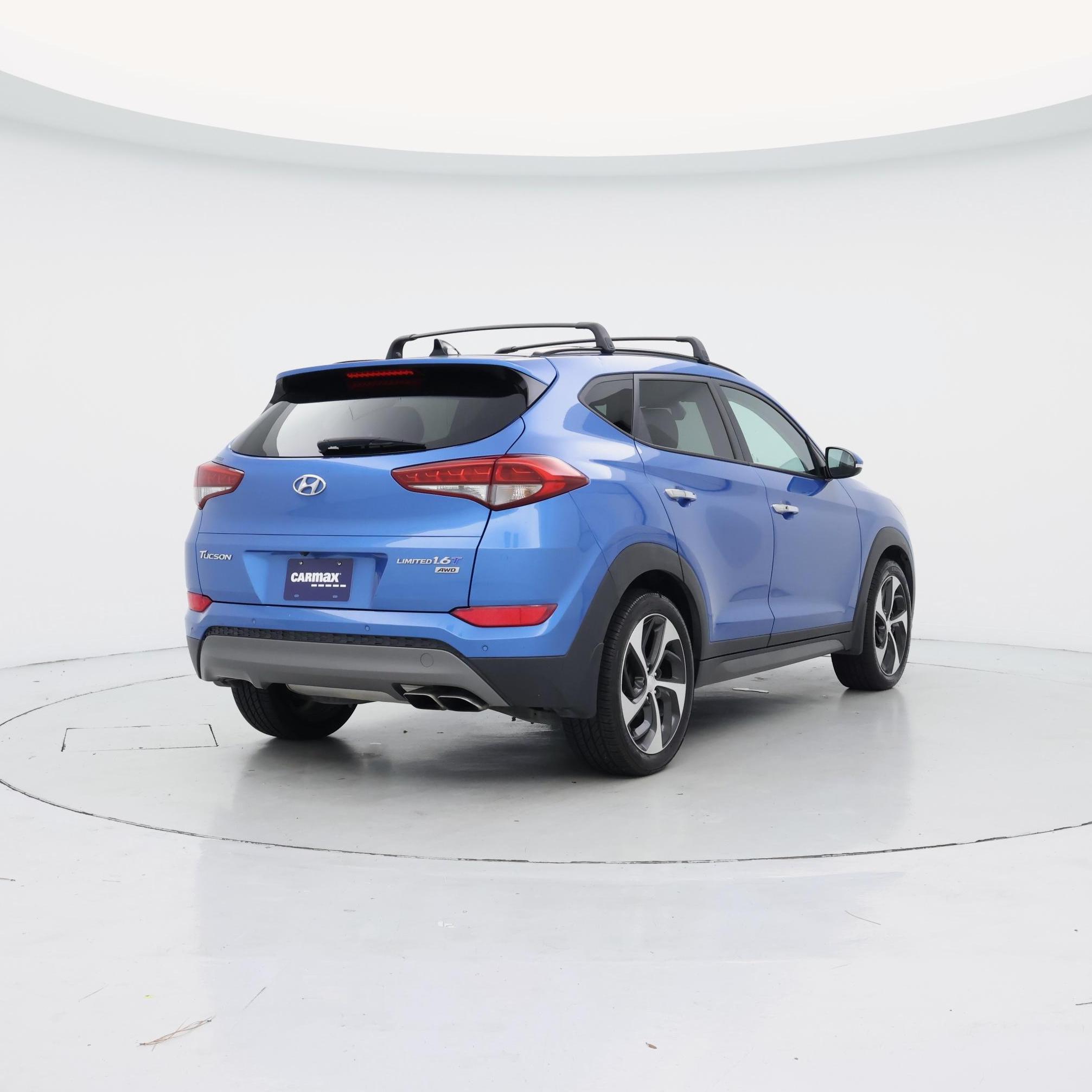 Thumbnail: 2016 Hyundai Tucson - 8