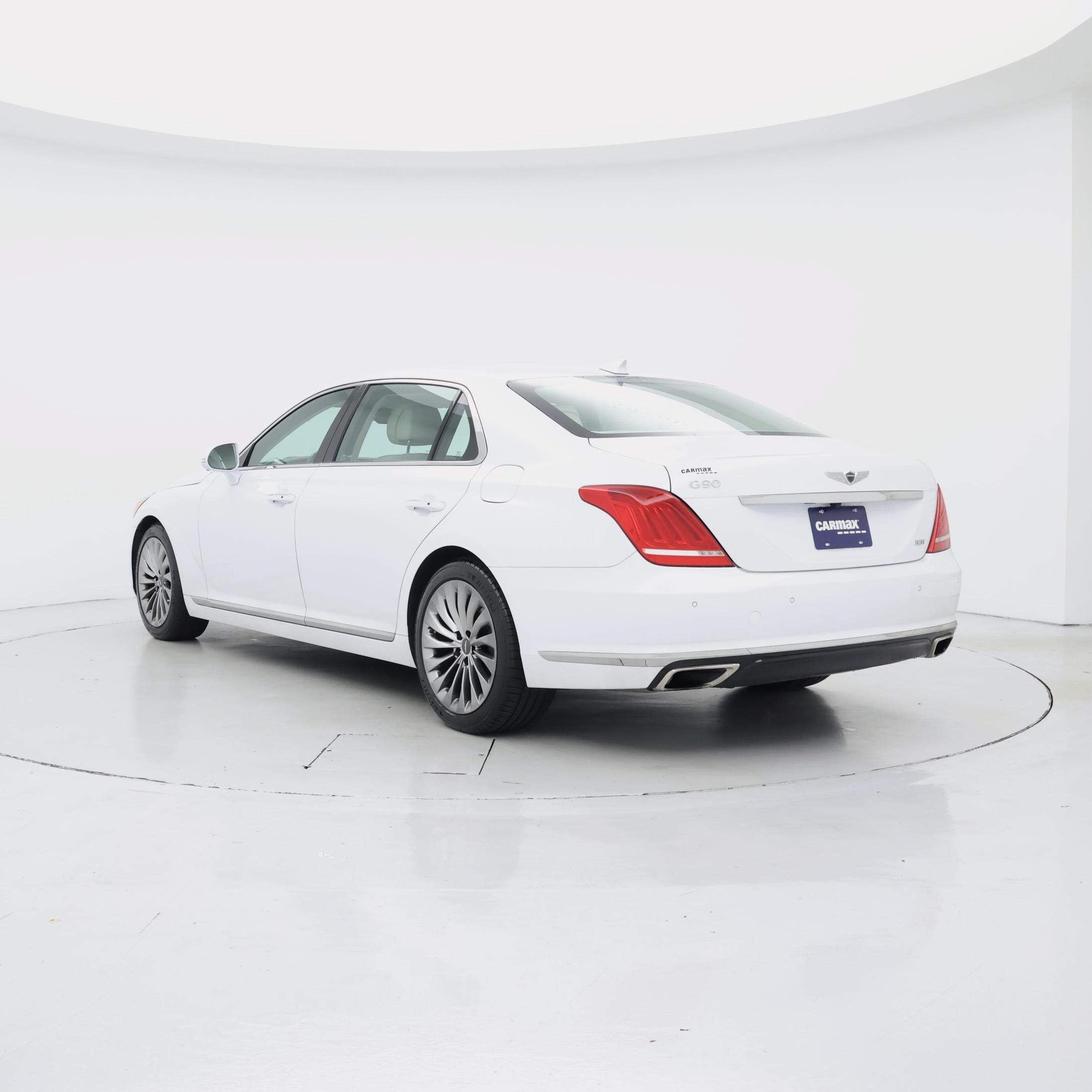 Thumbnail: 2018 Genesis G90 - 2