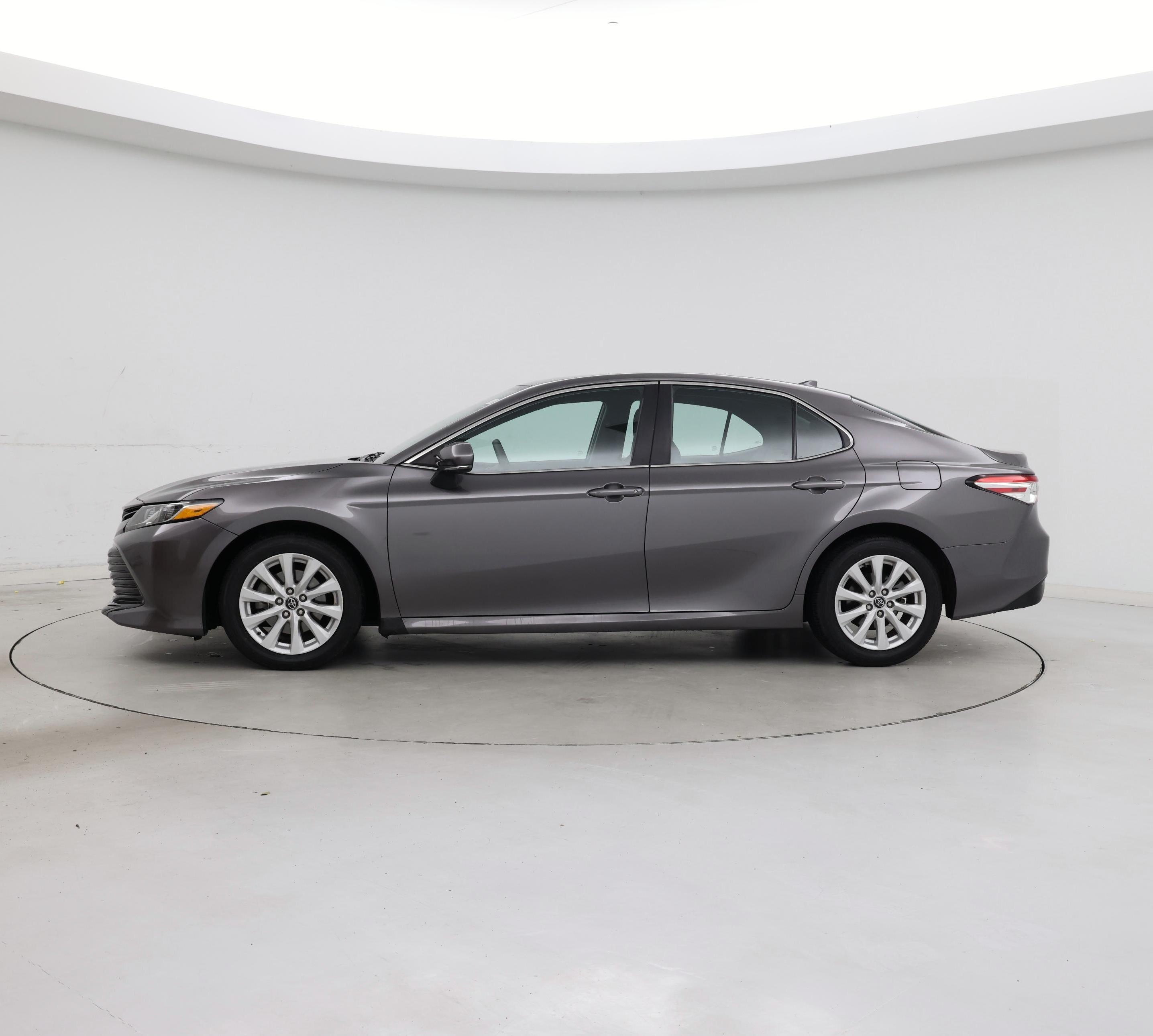 Thumbnail: 2020 Toyota Camry - 3