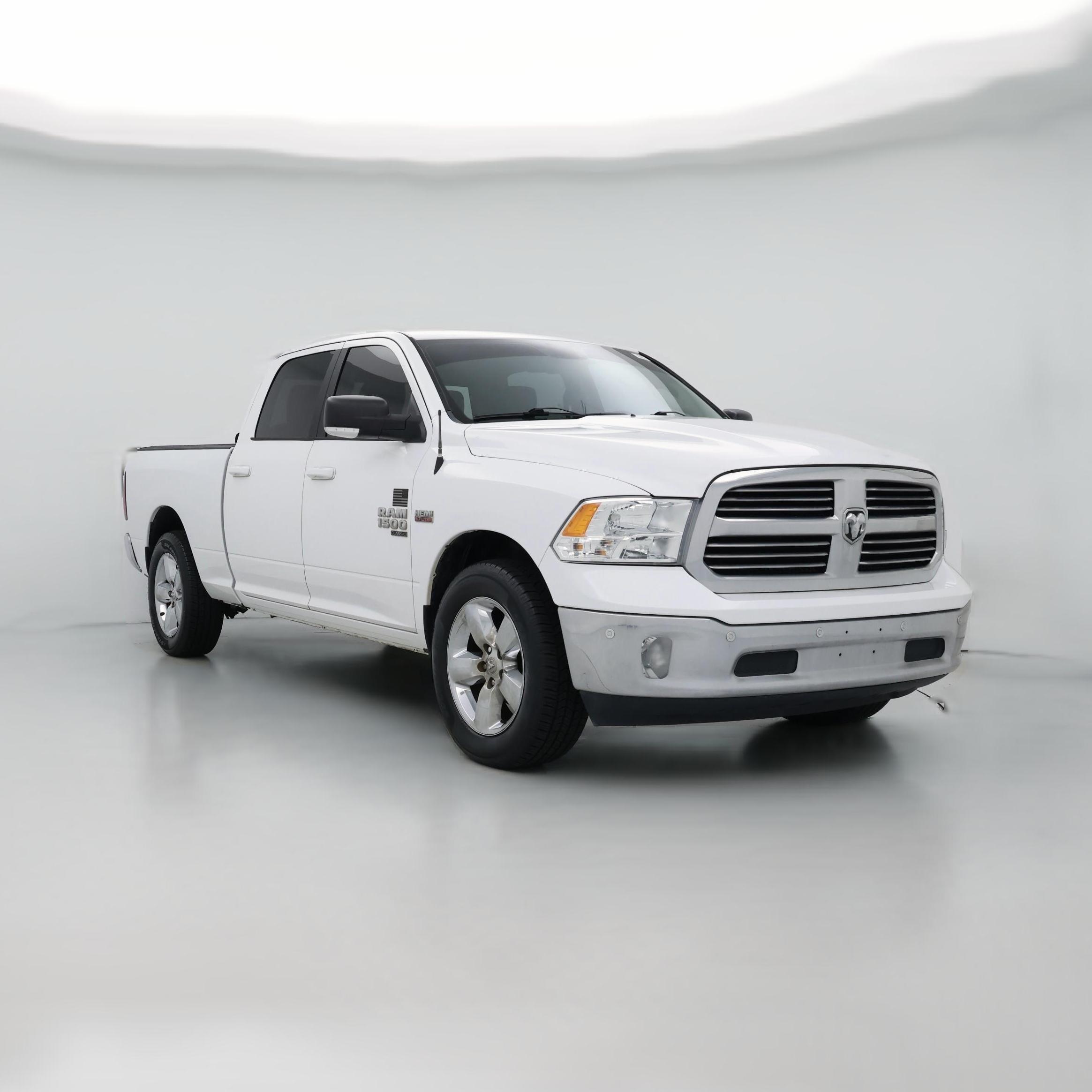 Thumbnail: 2019 RAM 1500 Classic - 1