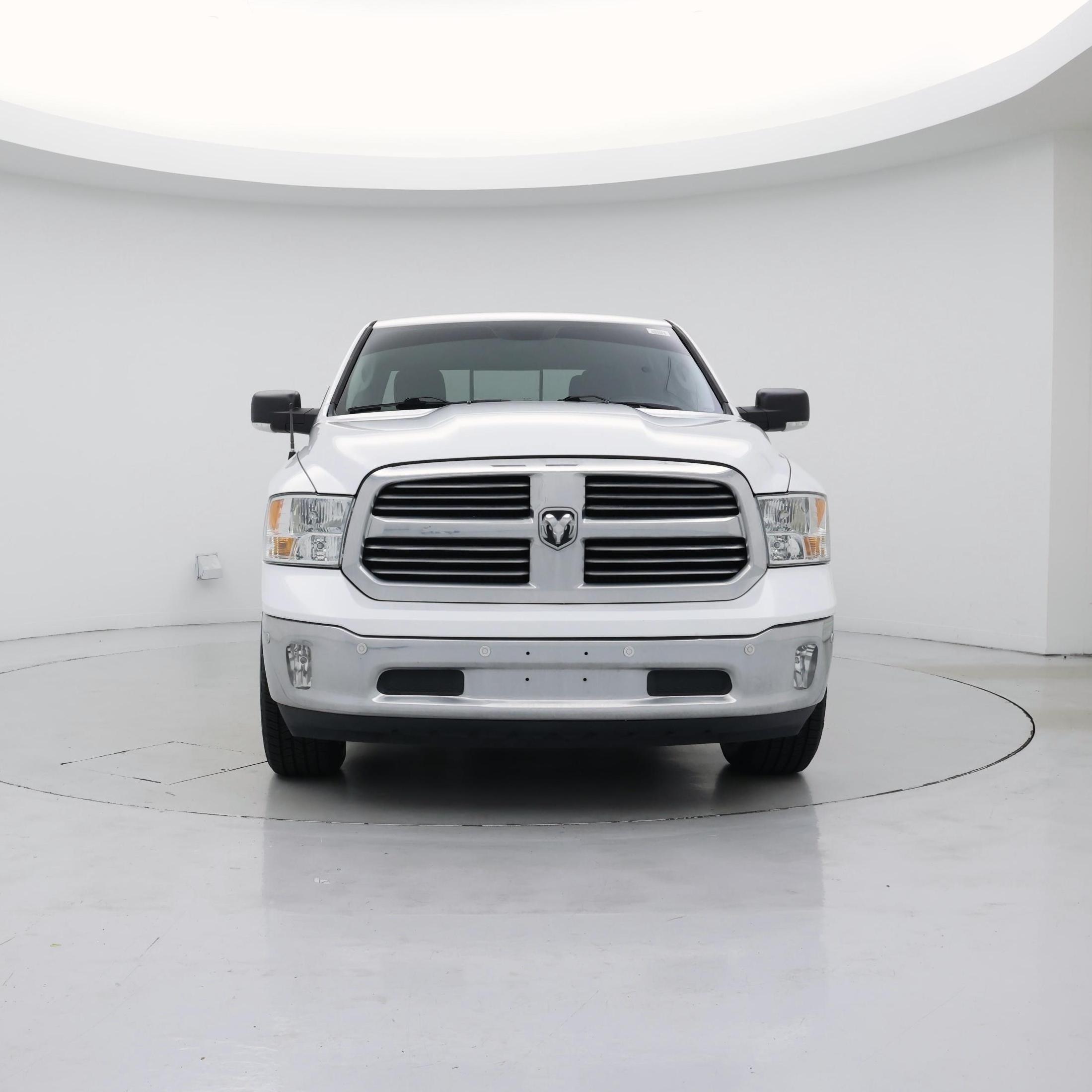 Thumbnail: 2019 RAM 1500 Classic - 5