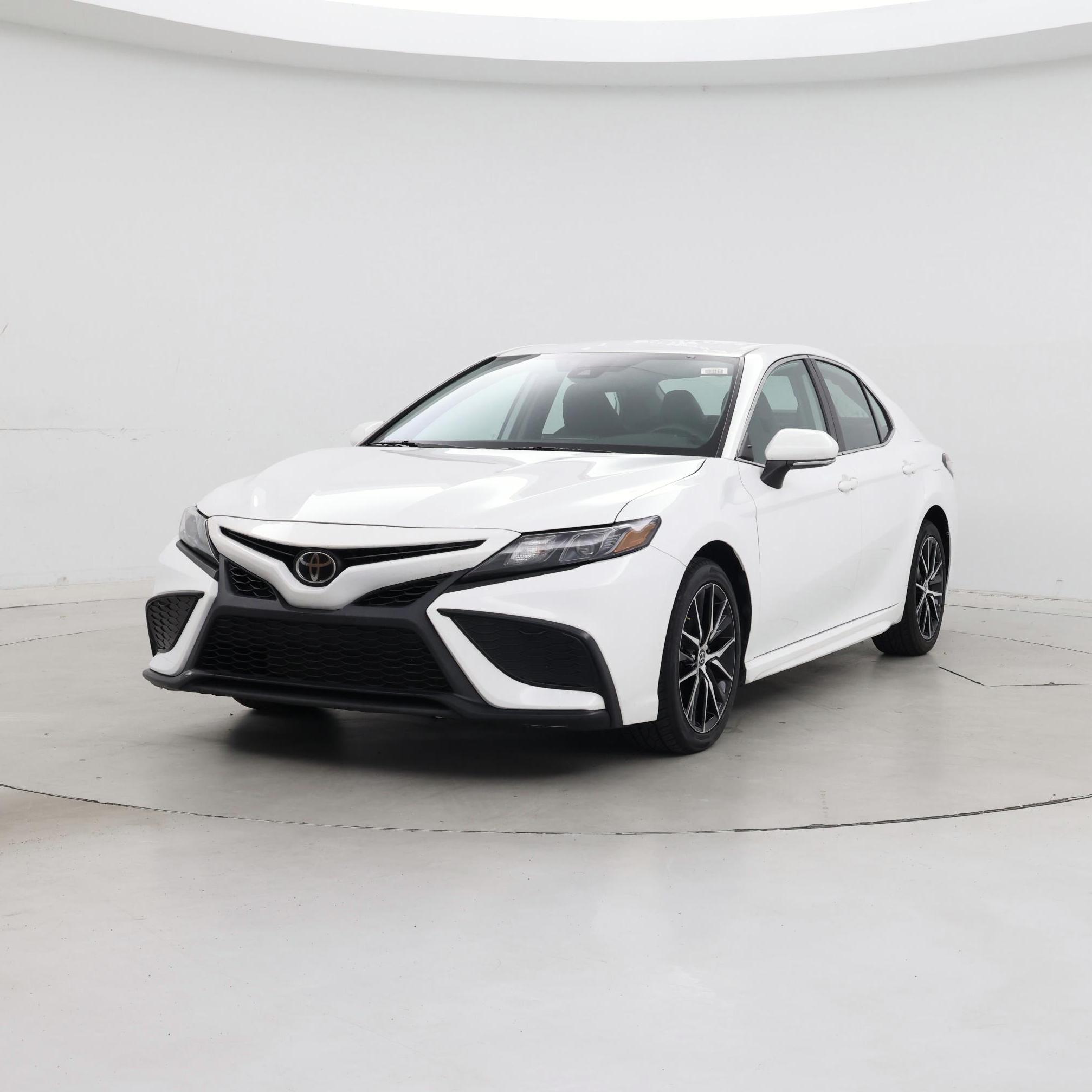 Thumbnail: 2022 Toyota Camry - 4