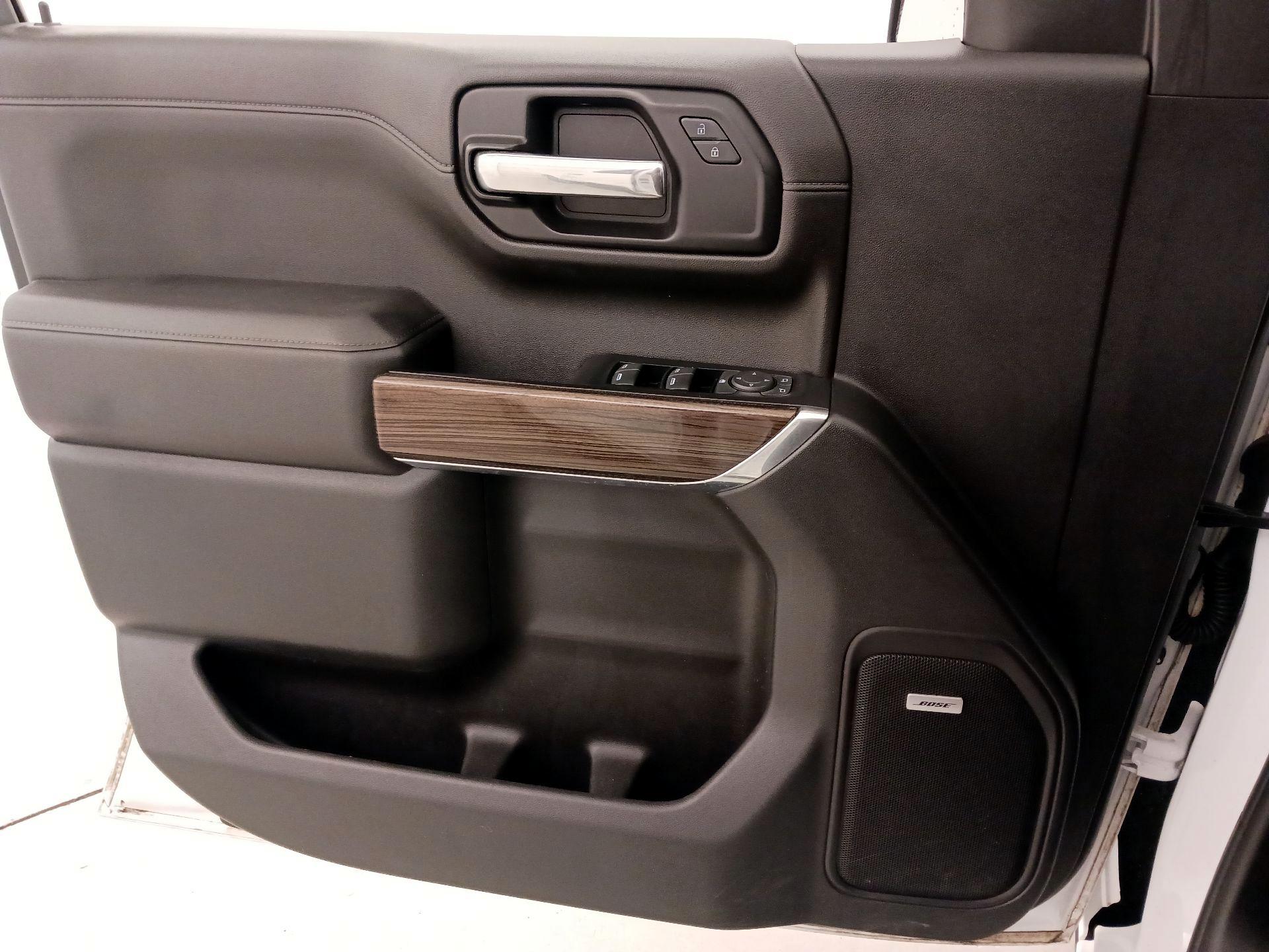 Thumbnail: 2019 Chevrolet Silverado 1500 - 12