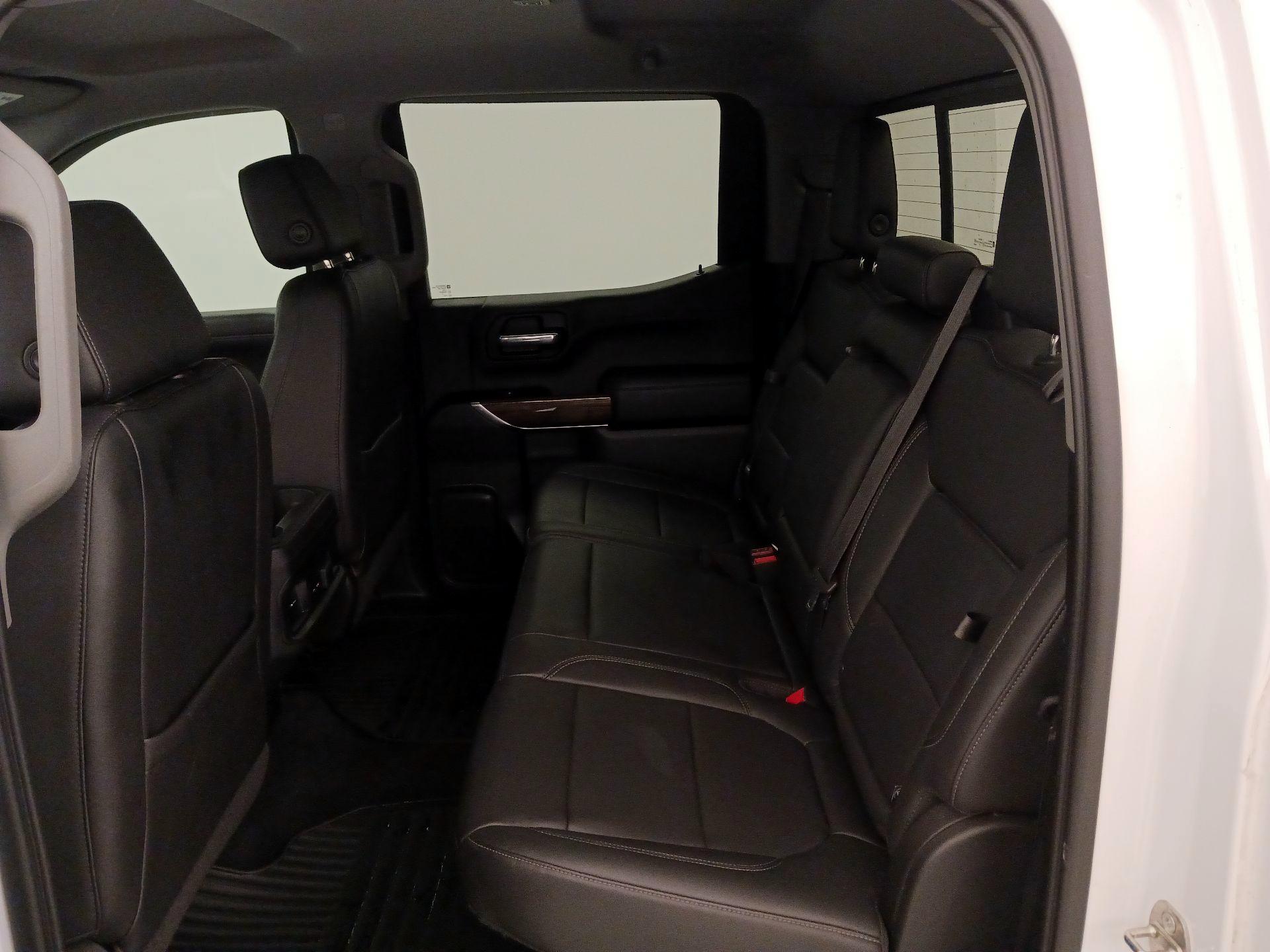 Thumbnail: 2019 Chevrolet Silverado 1500 - 19