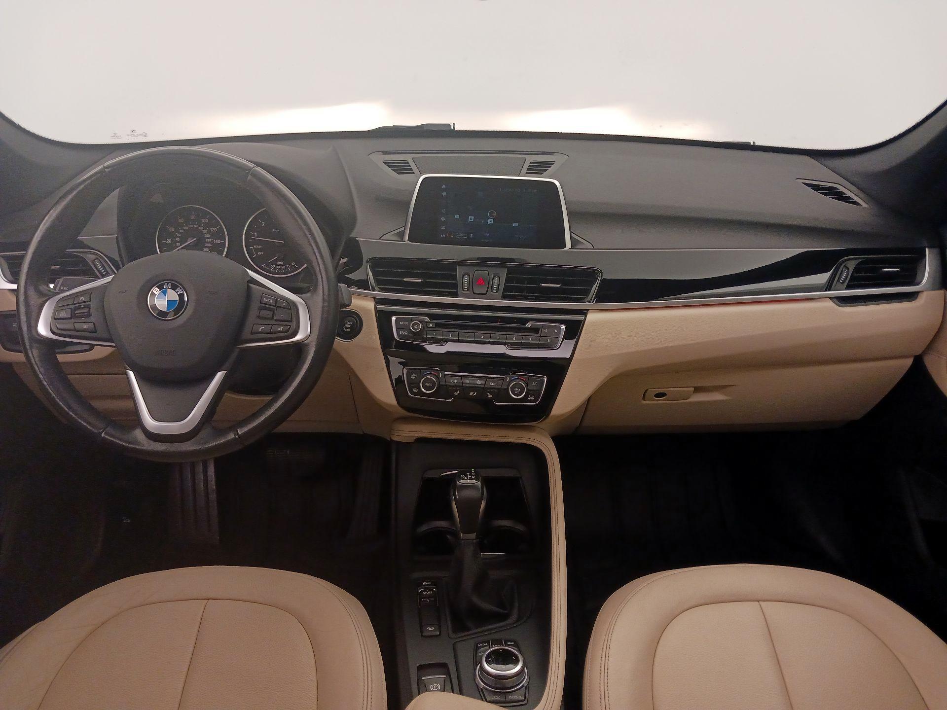 Thumbnail: 2018 BMW X1 - 9