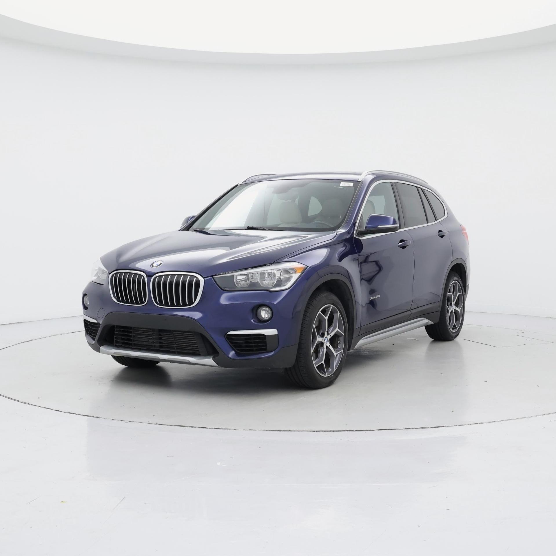 Thumbnail: 2018 BMW X1 - 4