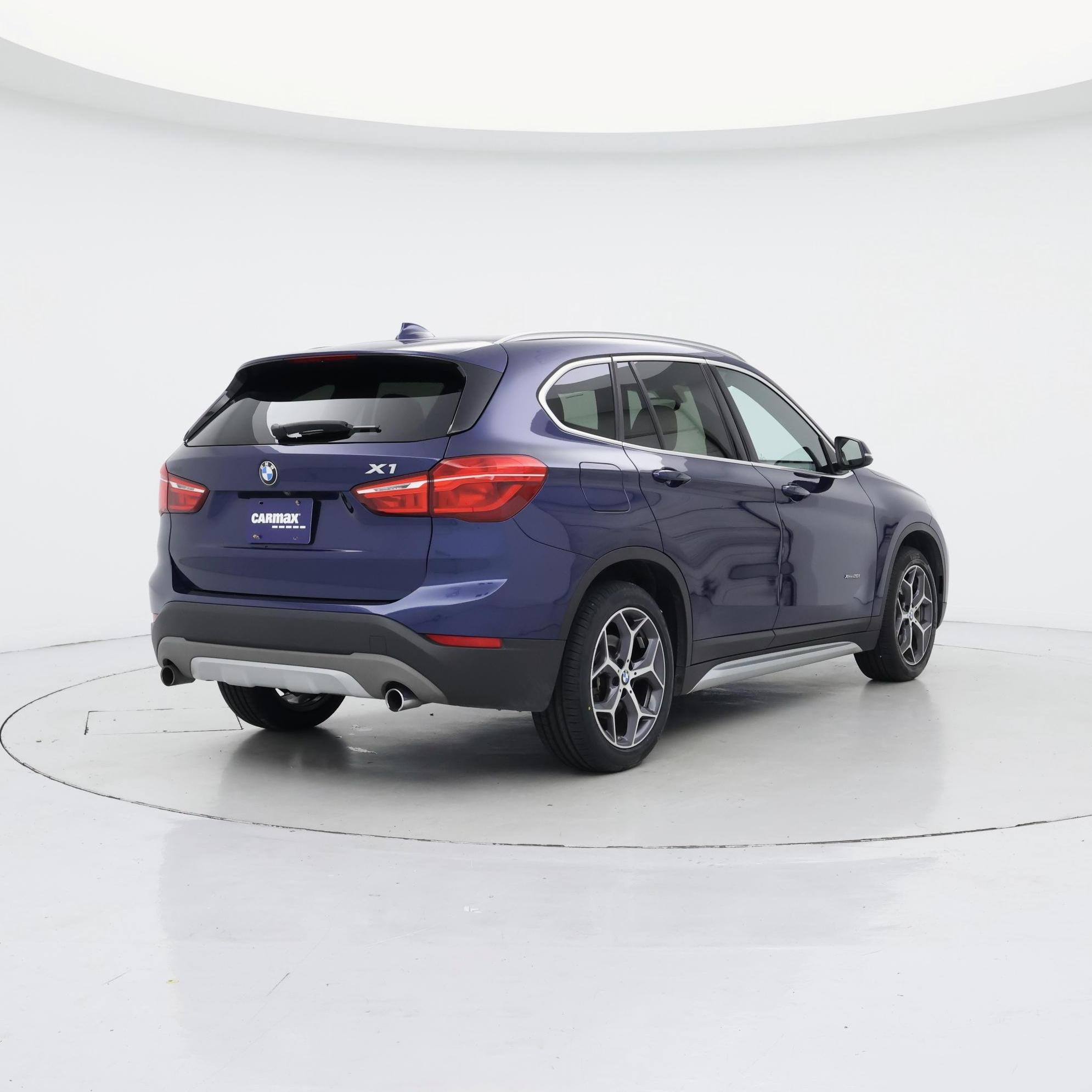Thumbnail: 2018 BMW X1 - 8