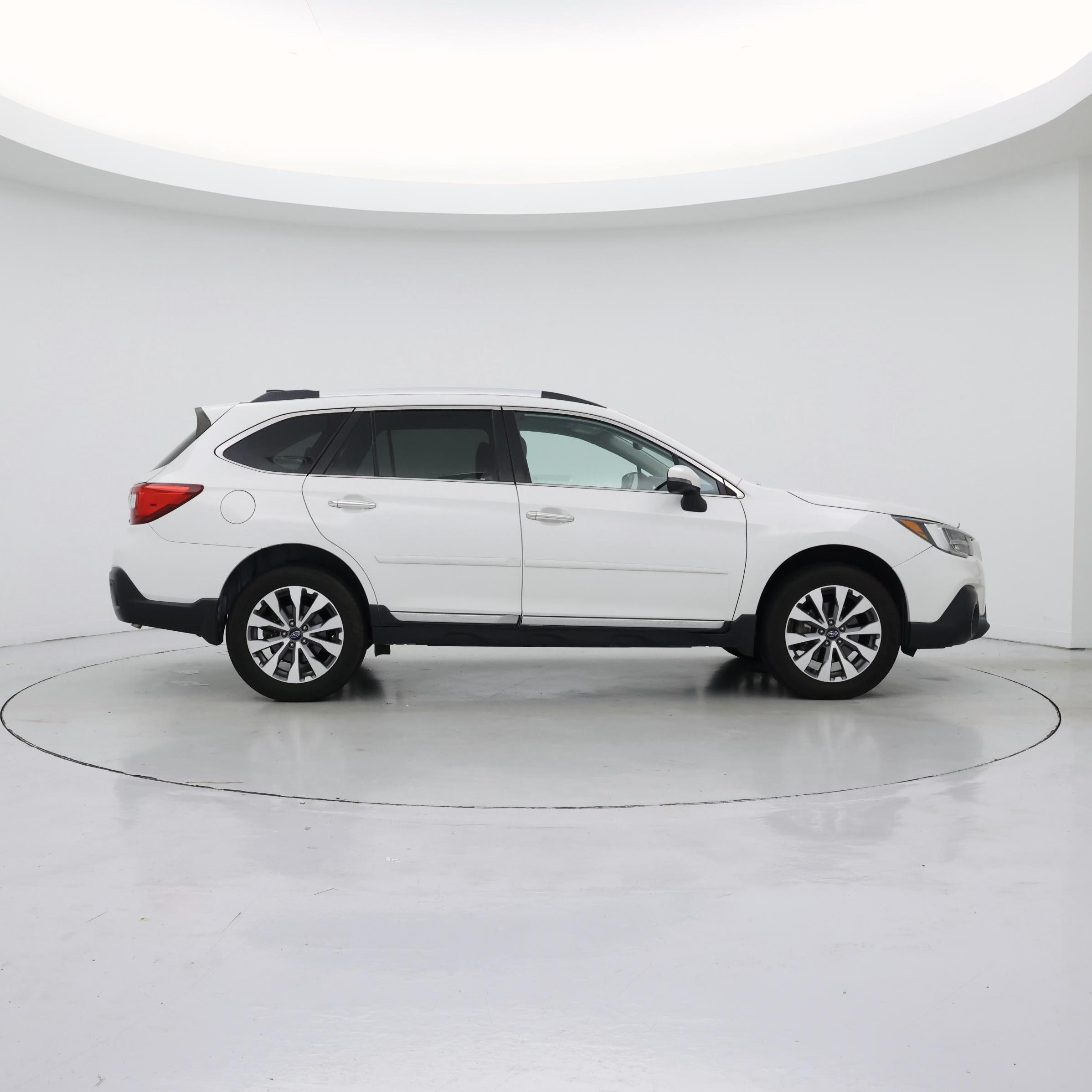 Thumbnail: 2019 Subaru Outback - 7