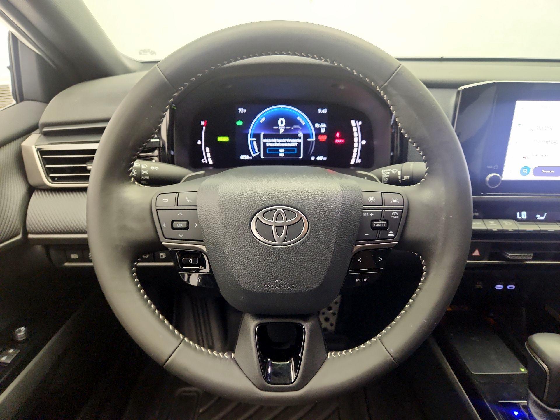 Thumbnail: 2025 Toyota Camry - 10