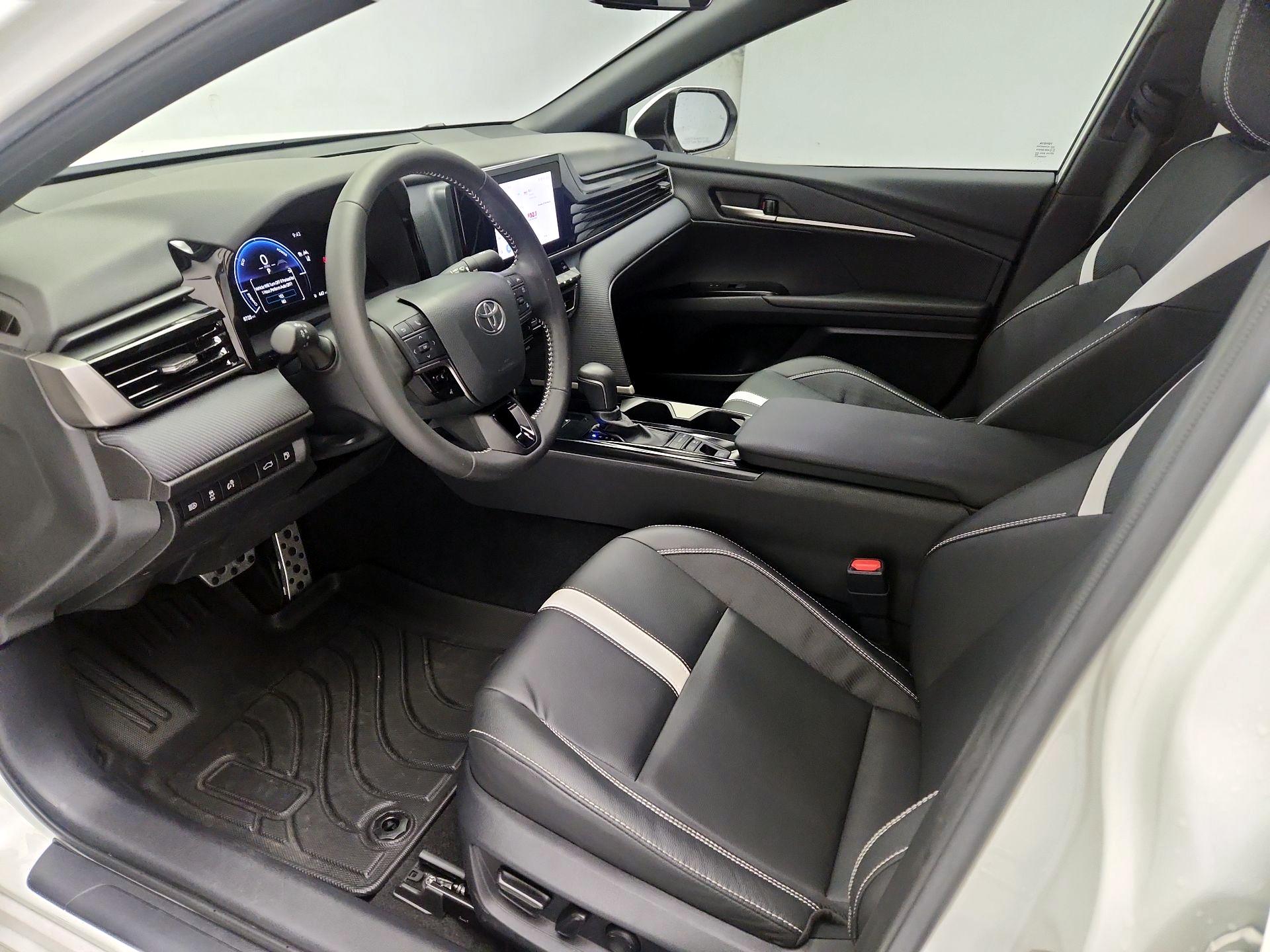 Thumbnail: 2025 Toyota Camry - 11