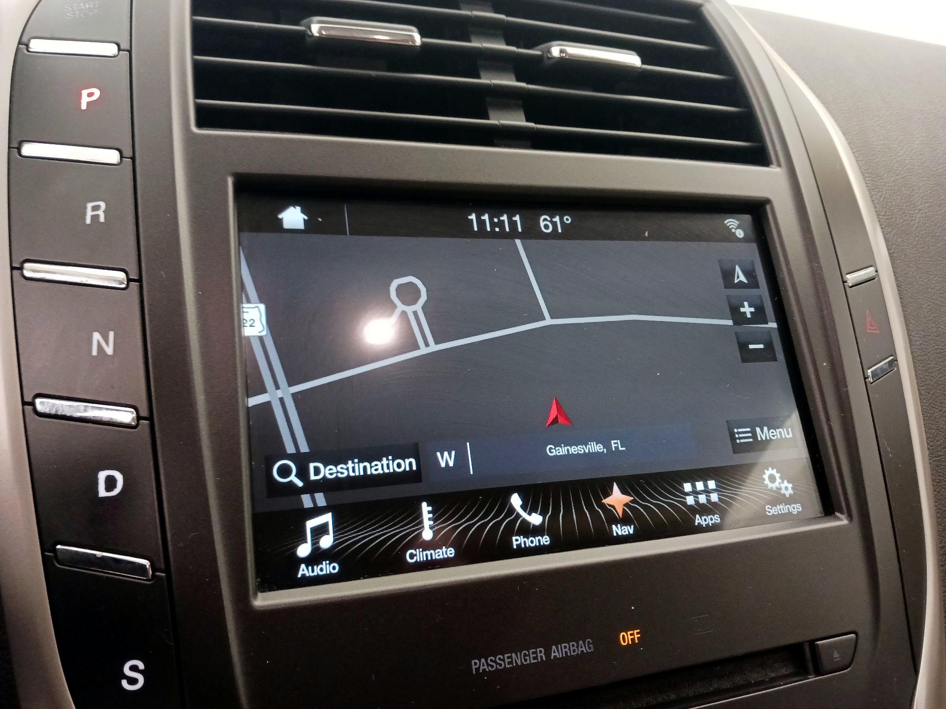 Thumbnail: 2016 Lincoln MKC - 14