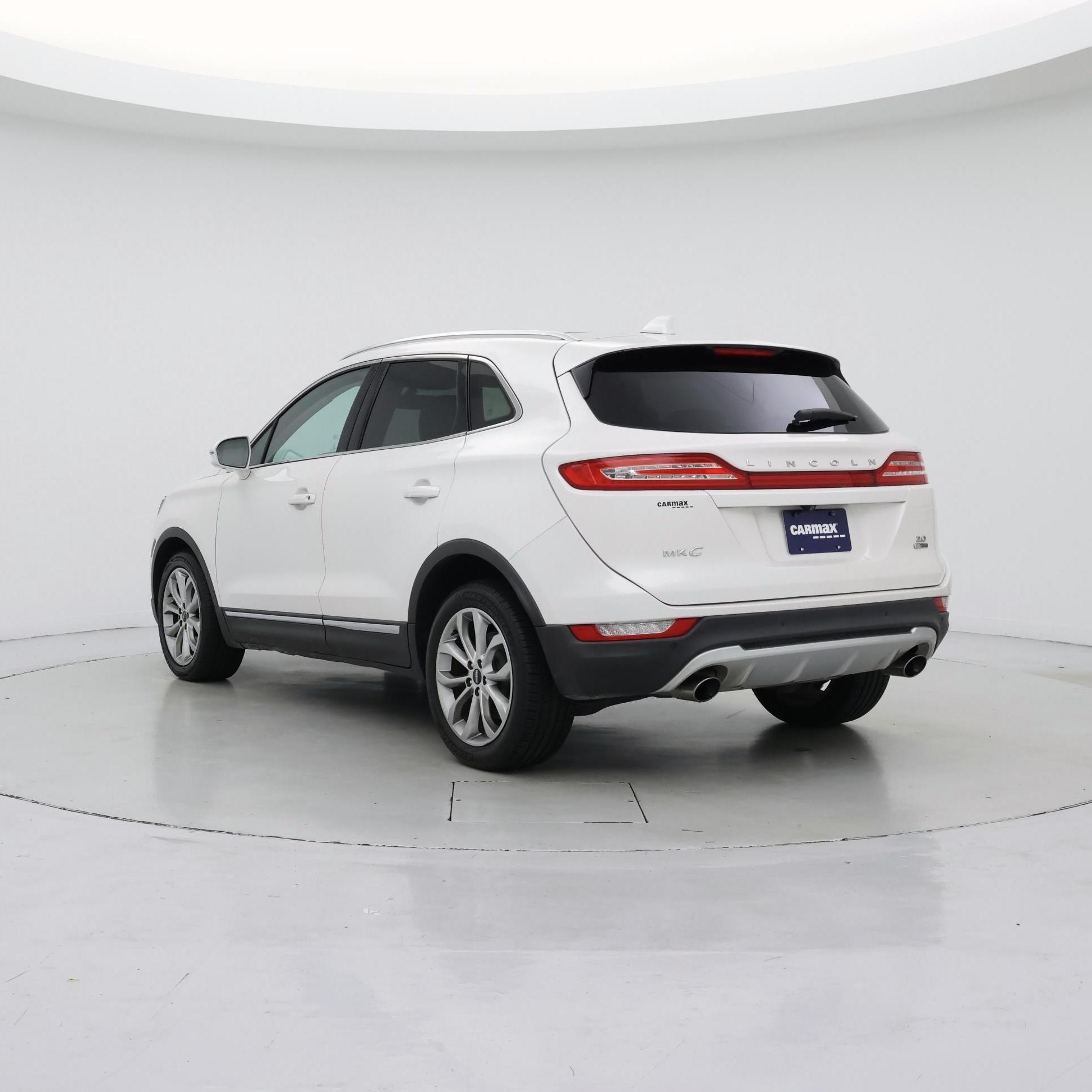 Thumbnail: 2016 Lincoln MKC - 2