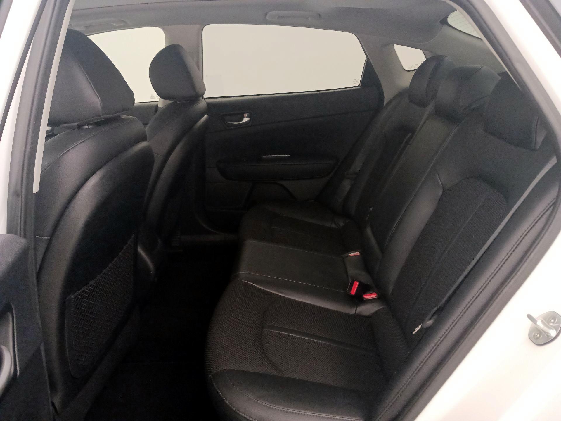 Thumbnail: 2019 Kia Optima - 20