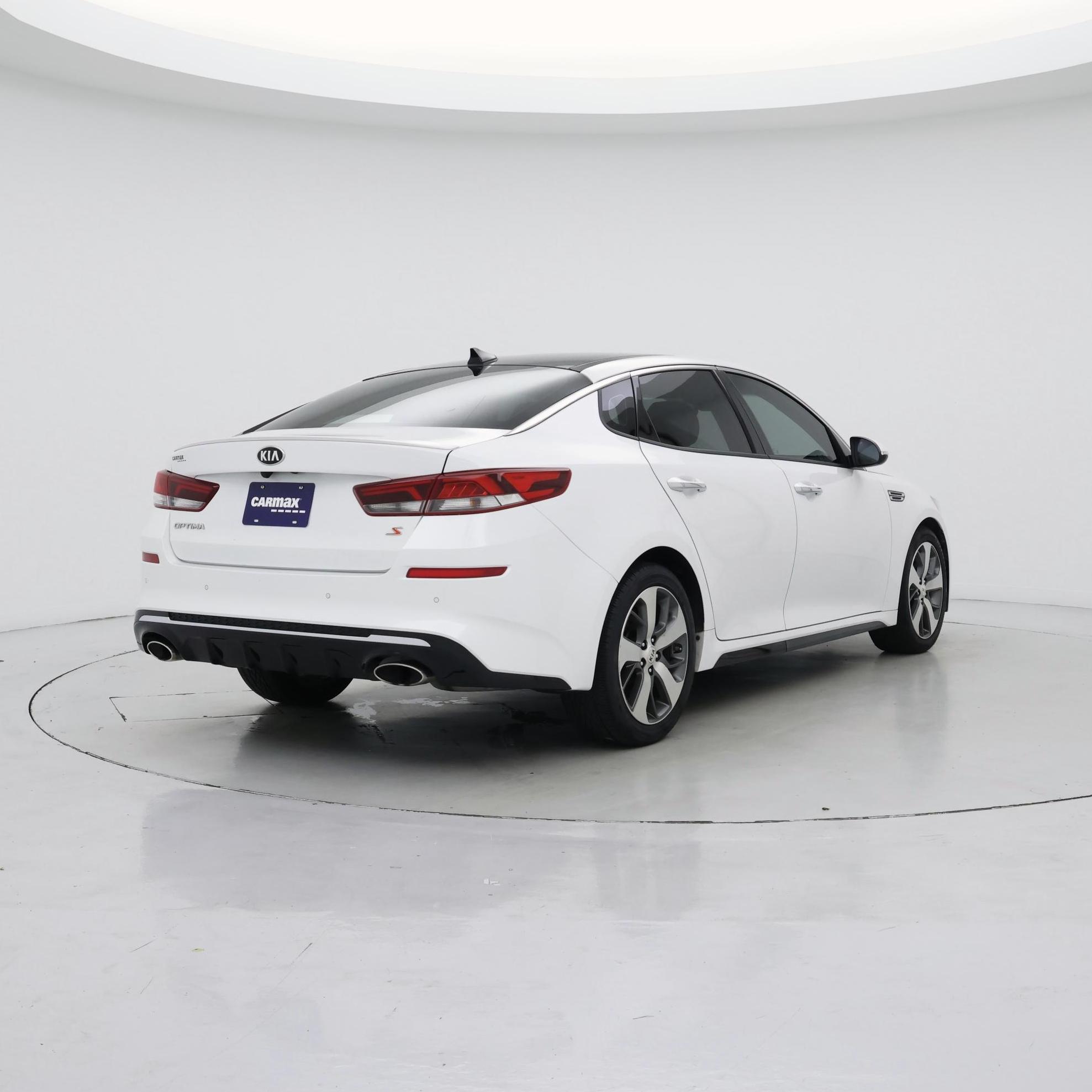 Thumbnail: 2019 Kia Optima - 8