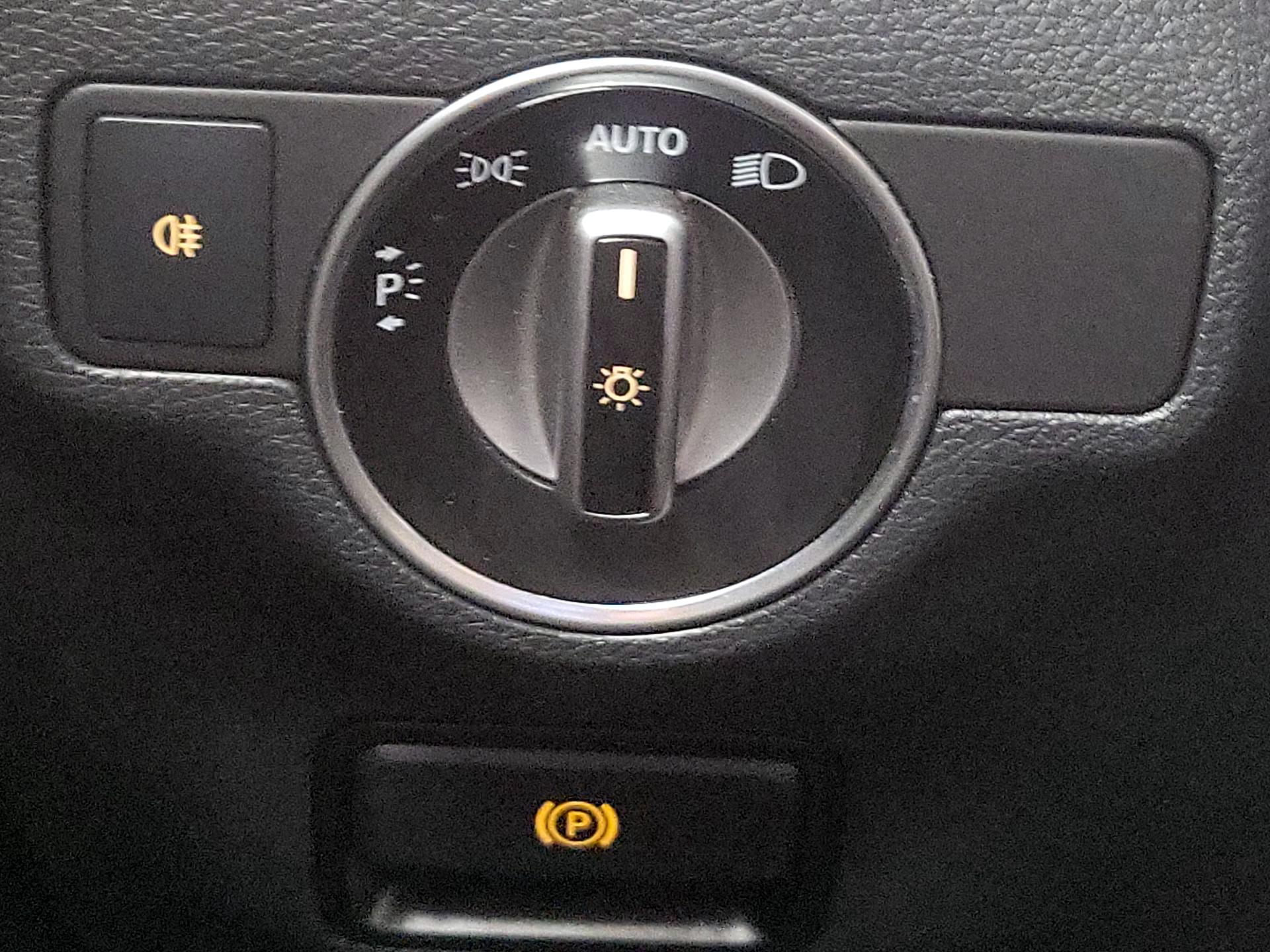 Thumbnail: 2019 Mercedes-Benz CLA - 13