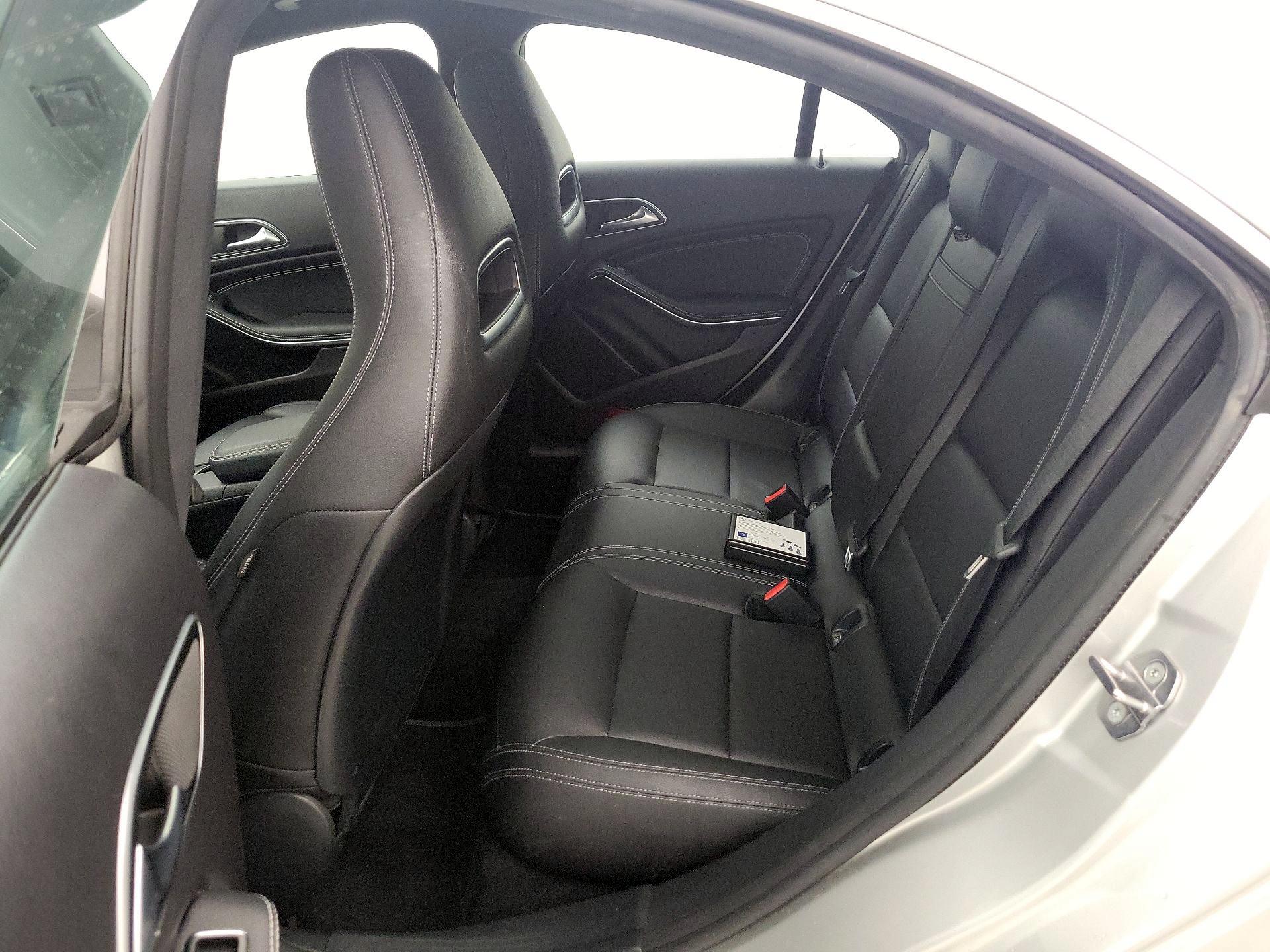 Thumbnail: 2019 Mercedes-Benz CLA - 19