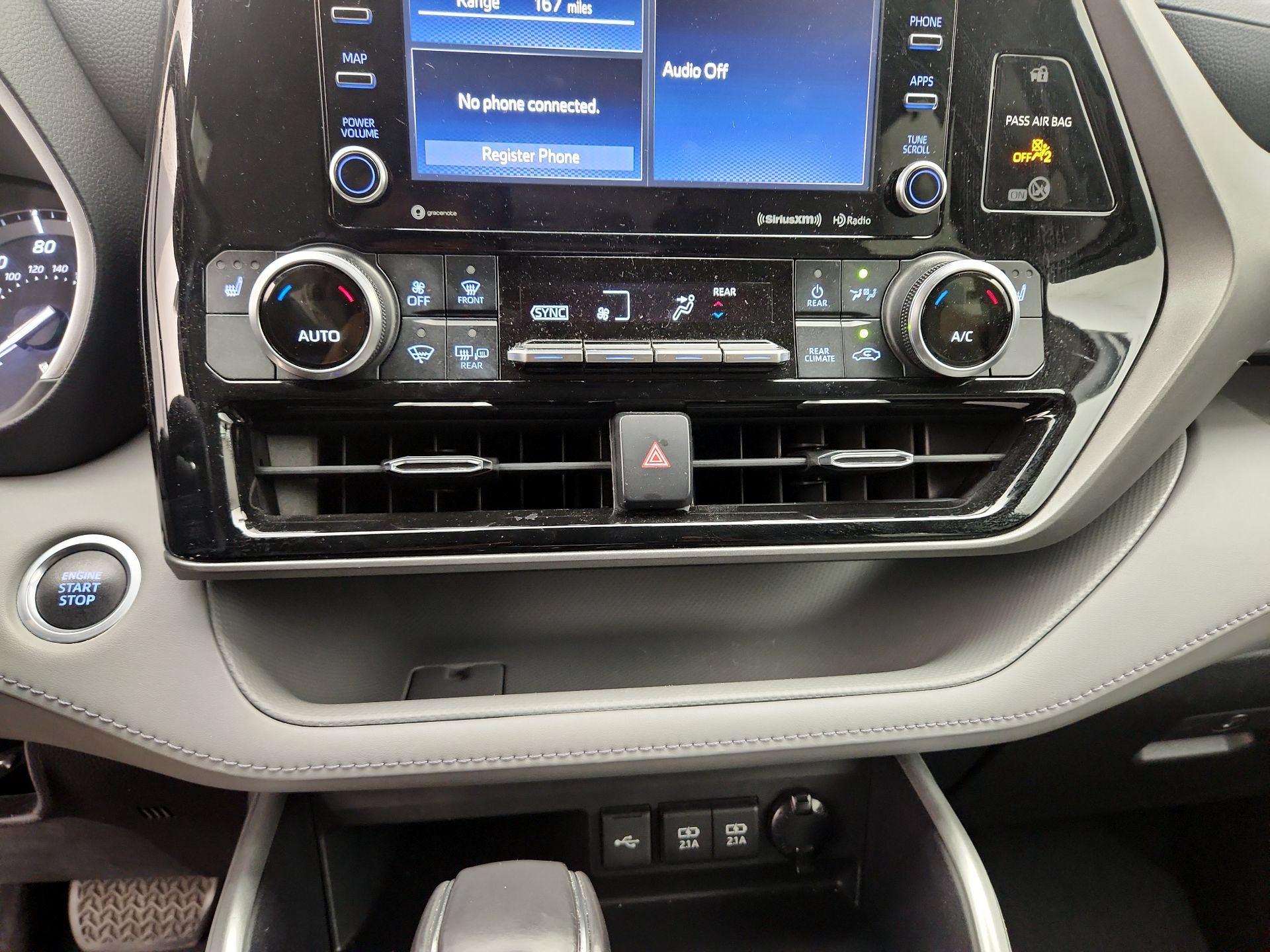 Thumbnail: 2021 Toyota Highlander - 16