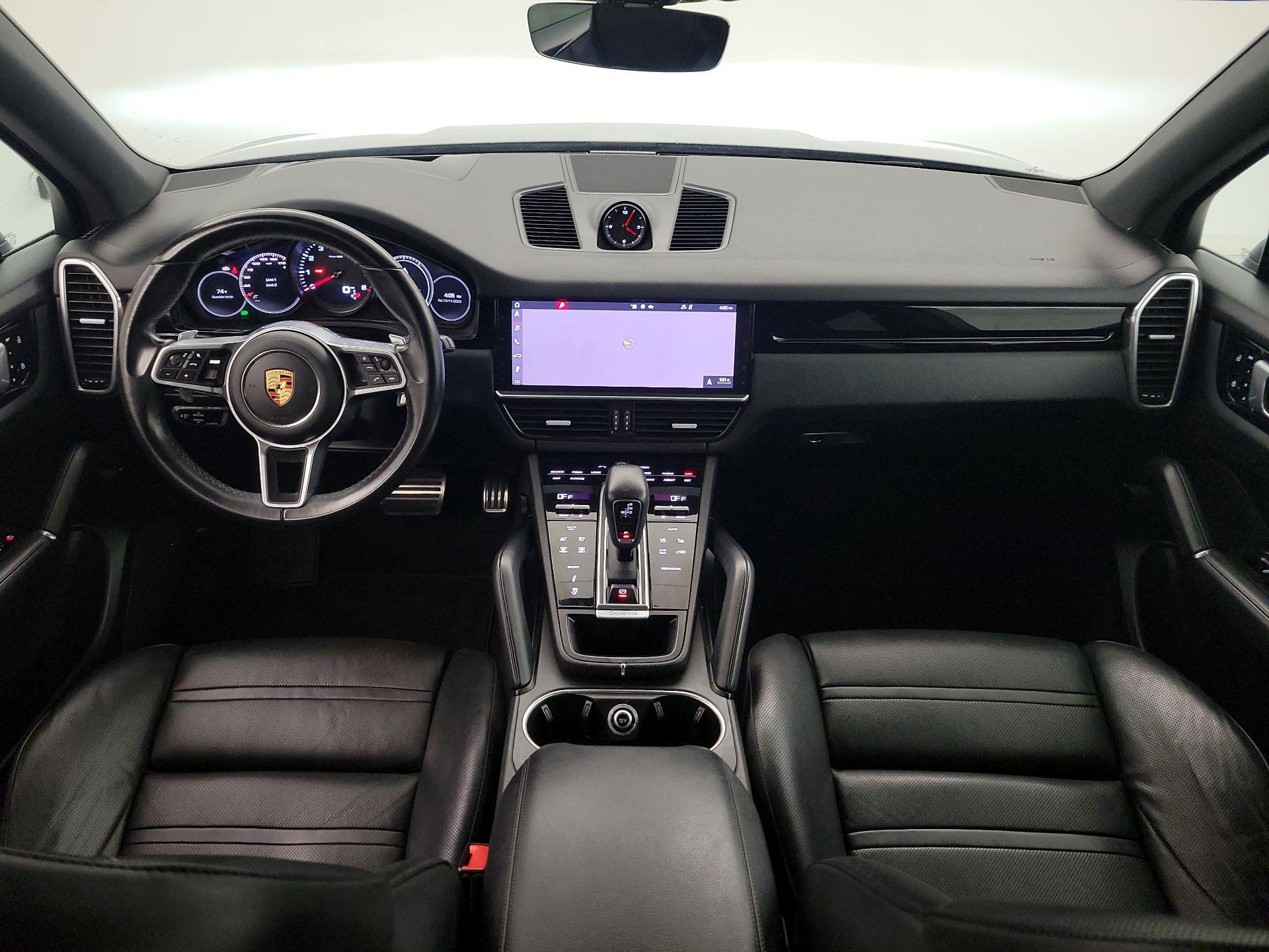 Thumbnail: 2020 Porsche Cayenne - 9