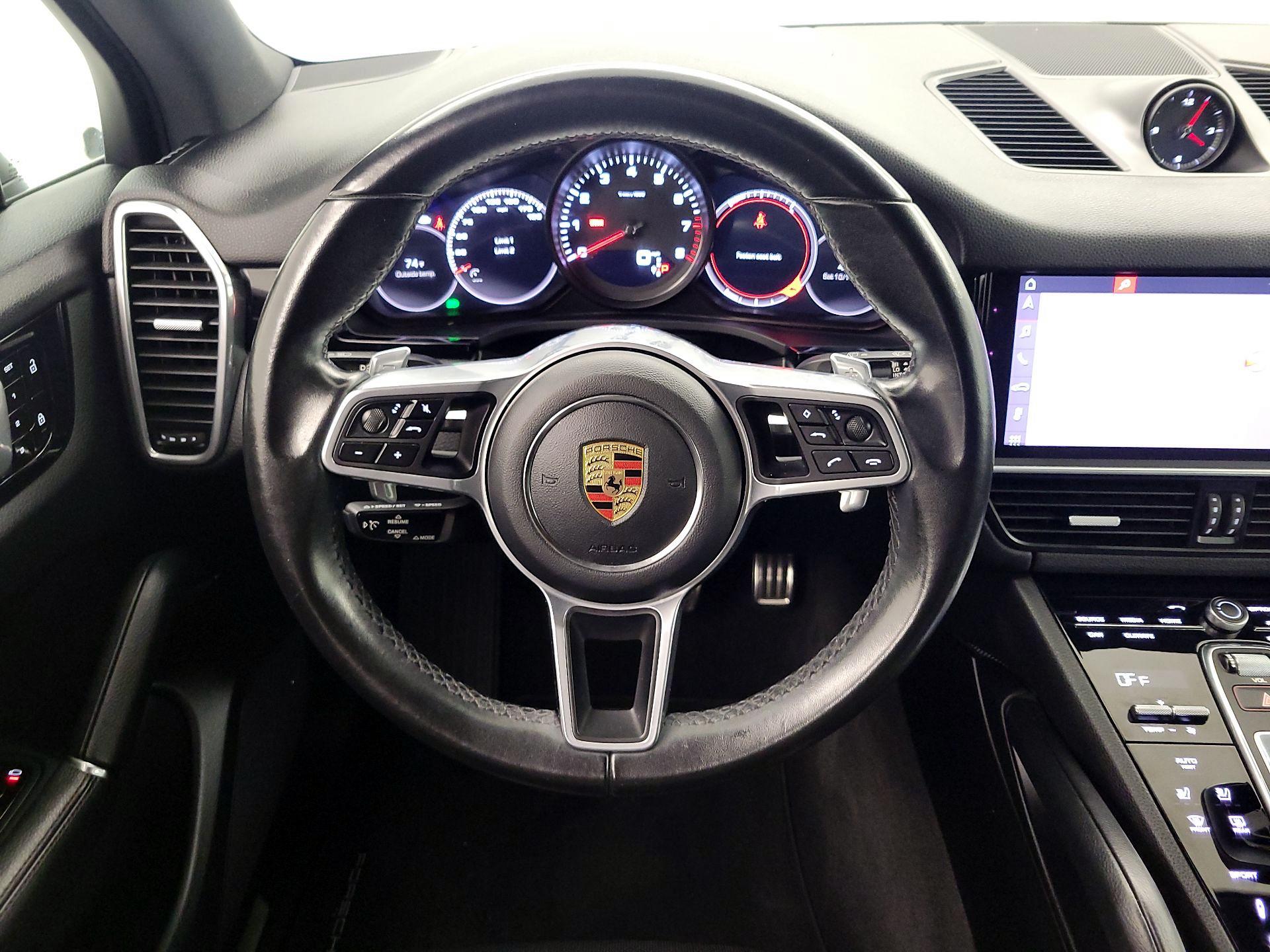 Thumbnail: 2020 Porsche Cayenne - 10