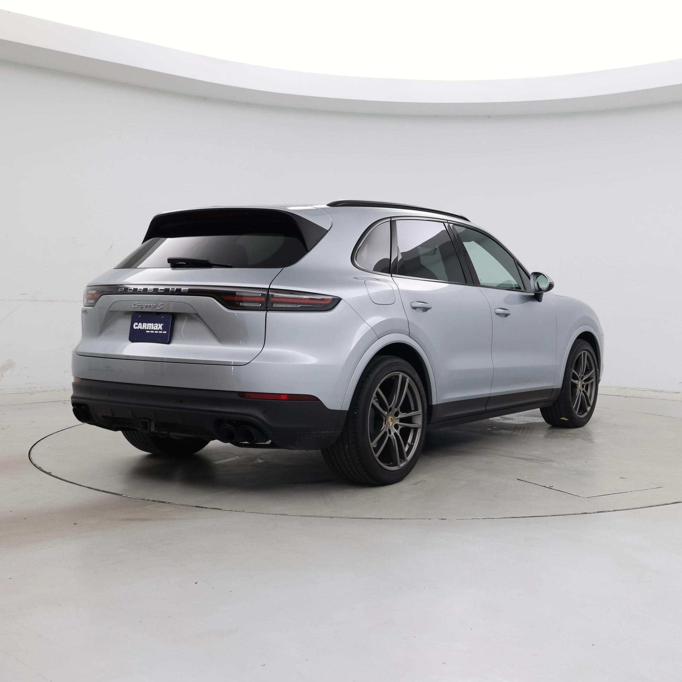 Thumbnail: 2020 Porsche Cayenne - 8