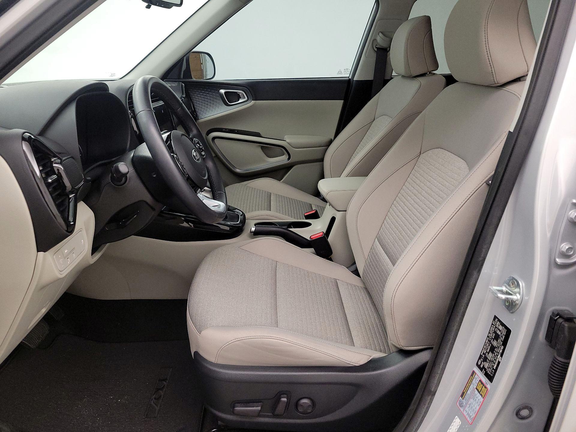 Thumbnail: 2021 Kia Soul - 11