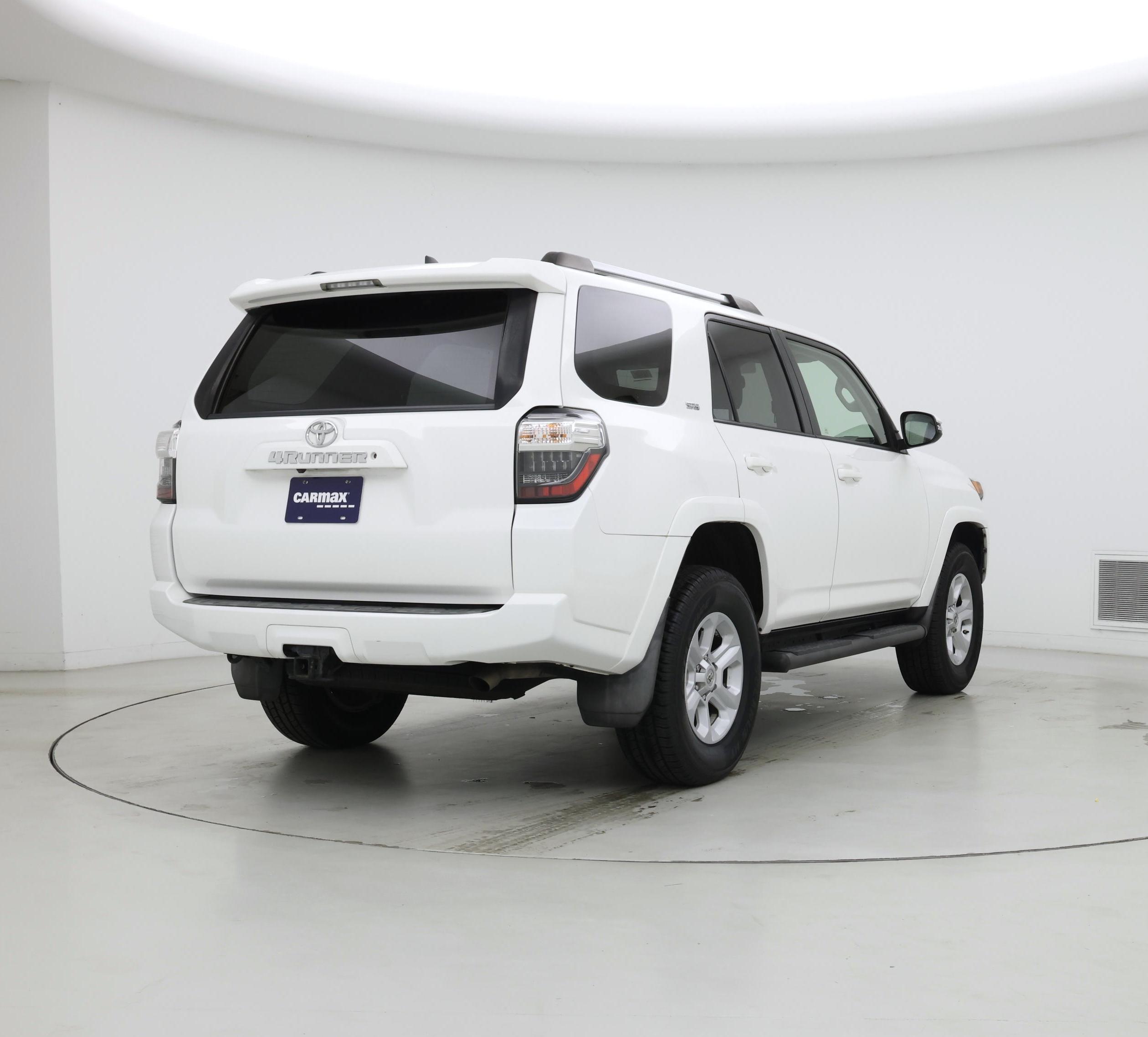 Thumbnail: 2019 Toyota 4Runner - 8
