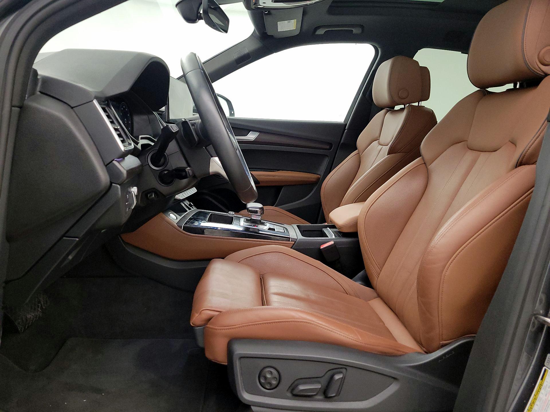 Thumbnail: 2021 Audi Q5 - 11