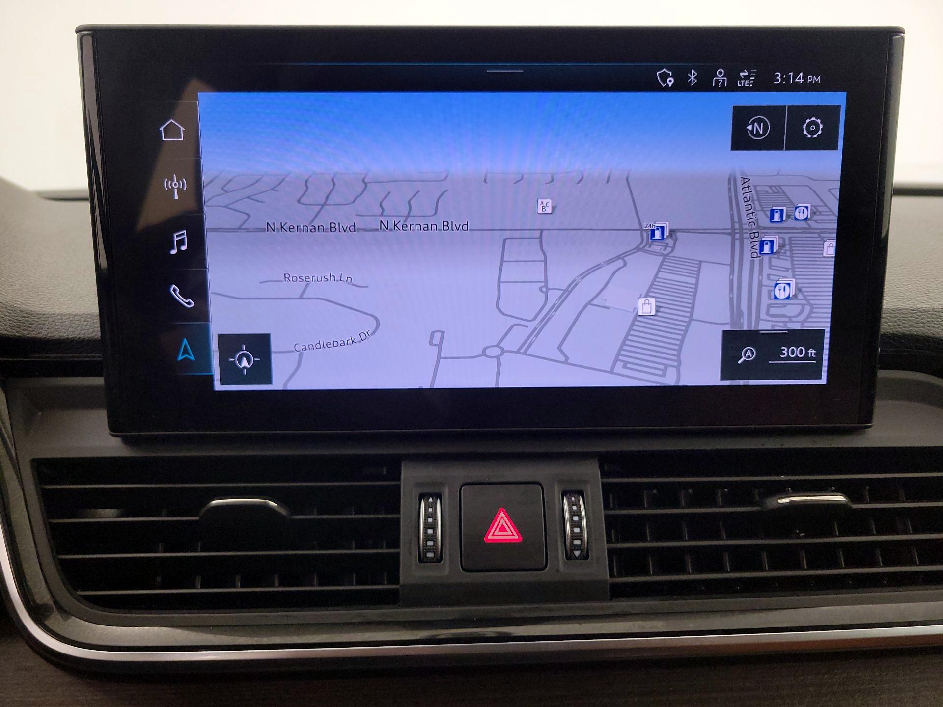 Thumbnail: 2021 Audi Q5 - 14
