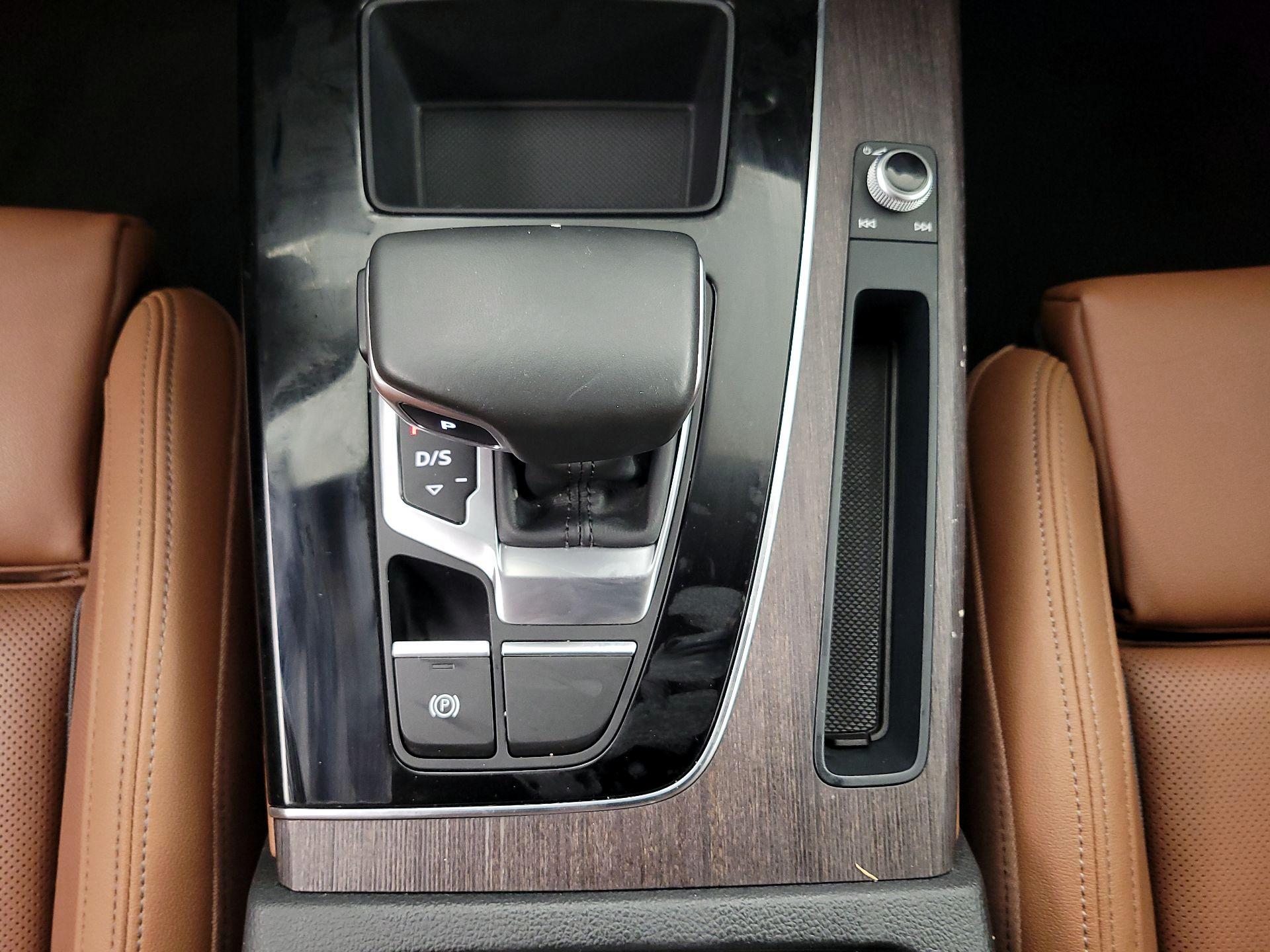 Thumbnail: 2021 Audi Q5 - 18