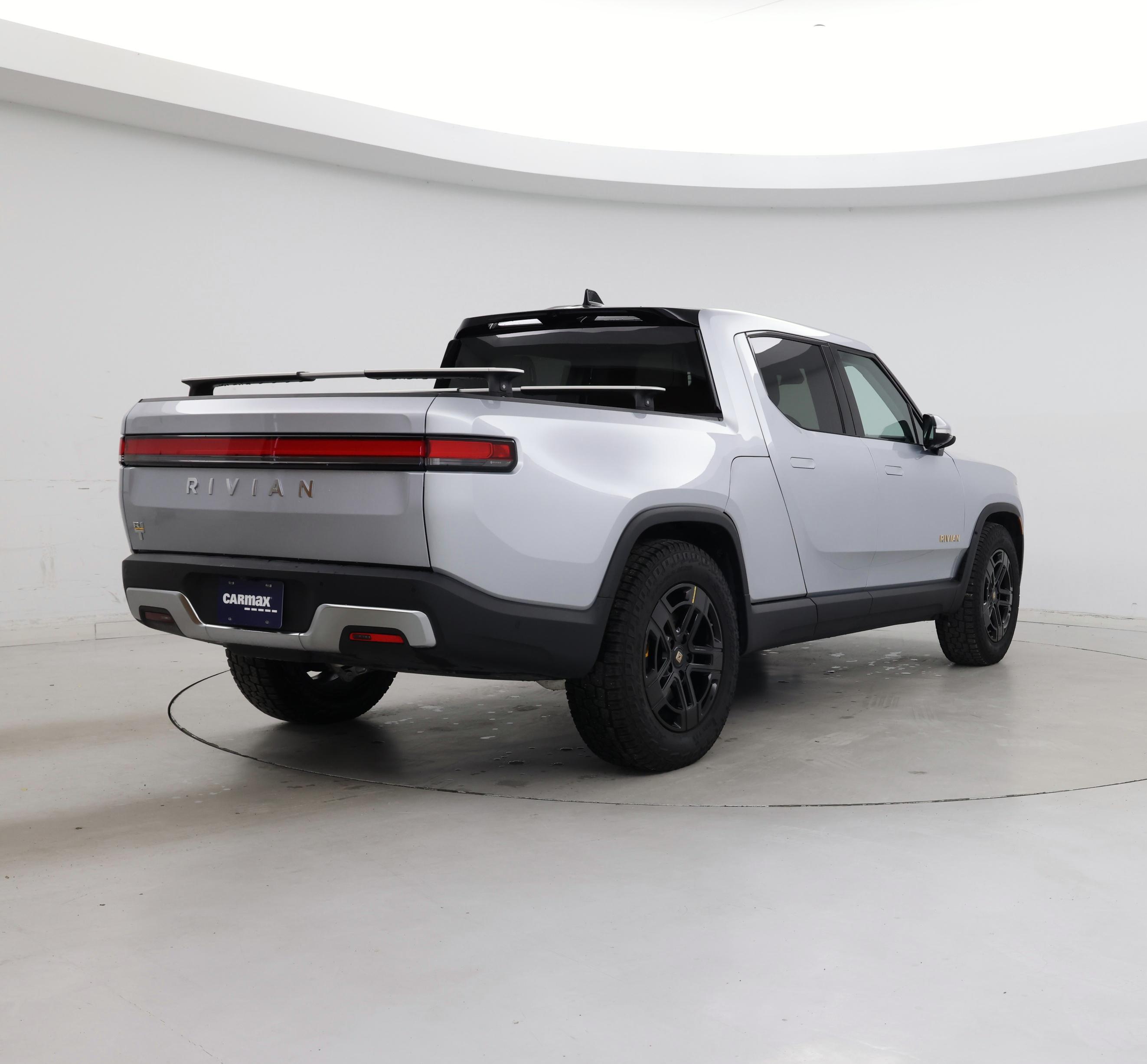 Thumbnail: 2023 Rivian R1T - 8