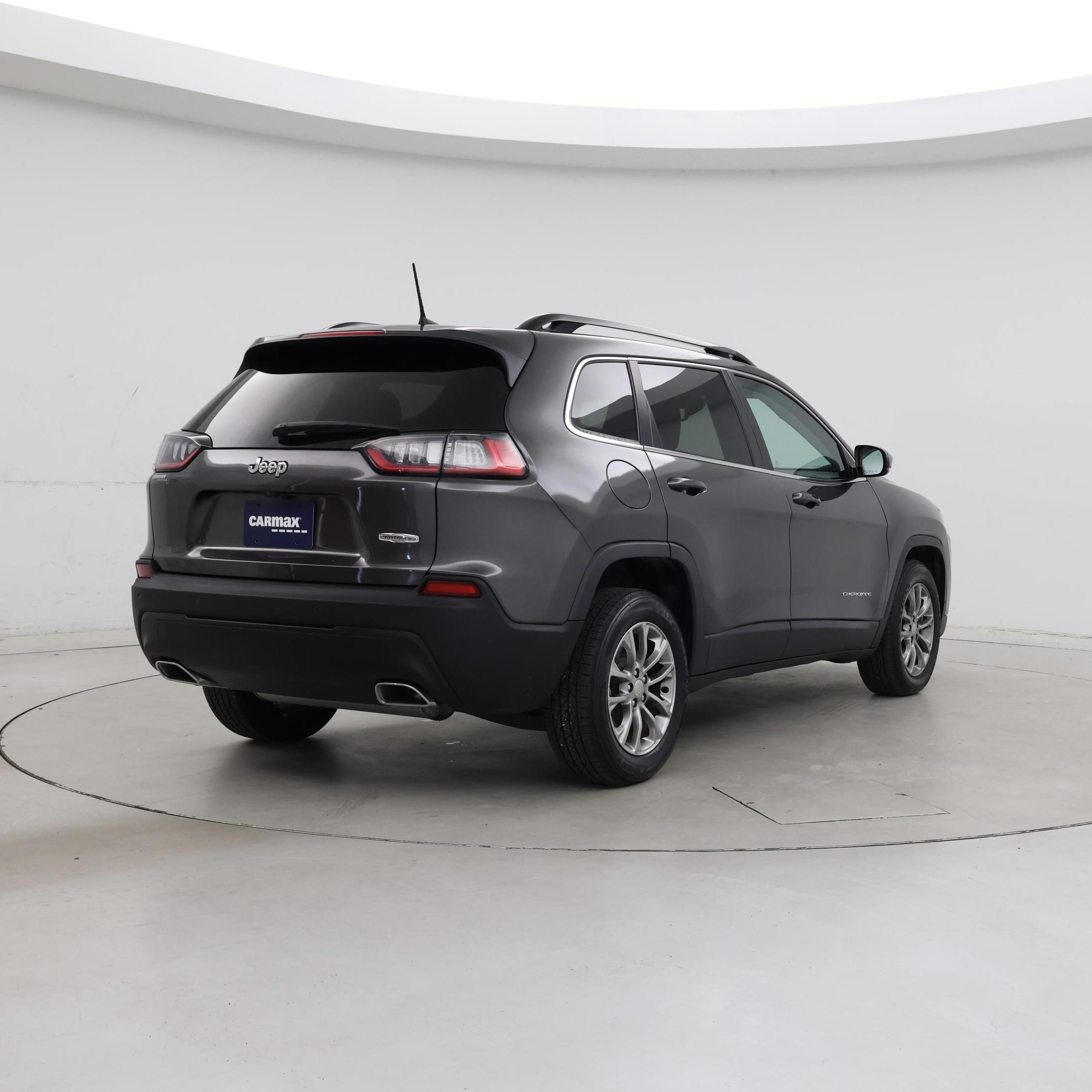 Thumbnail: 2022 Jeep Cherokee - 8