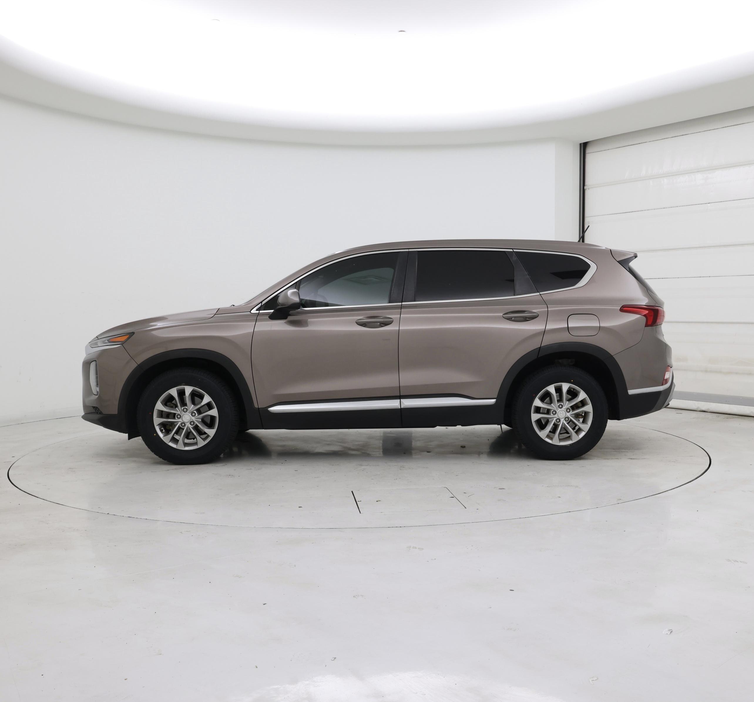 Thumbnail: 2019 Hyundai Santa Fe - 3