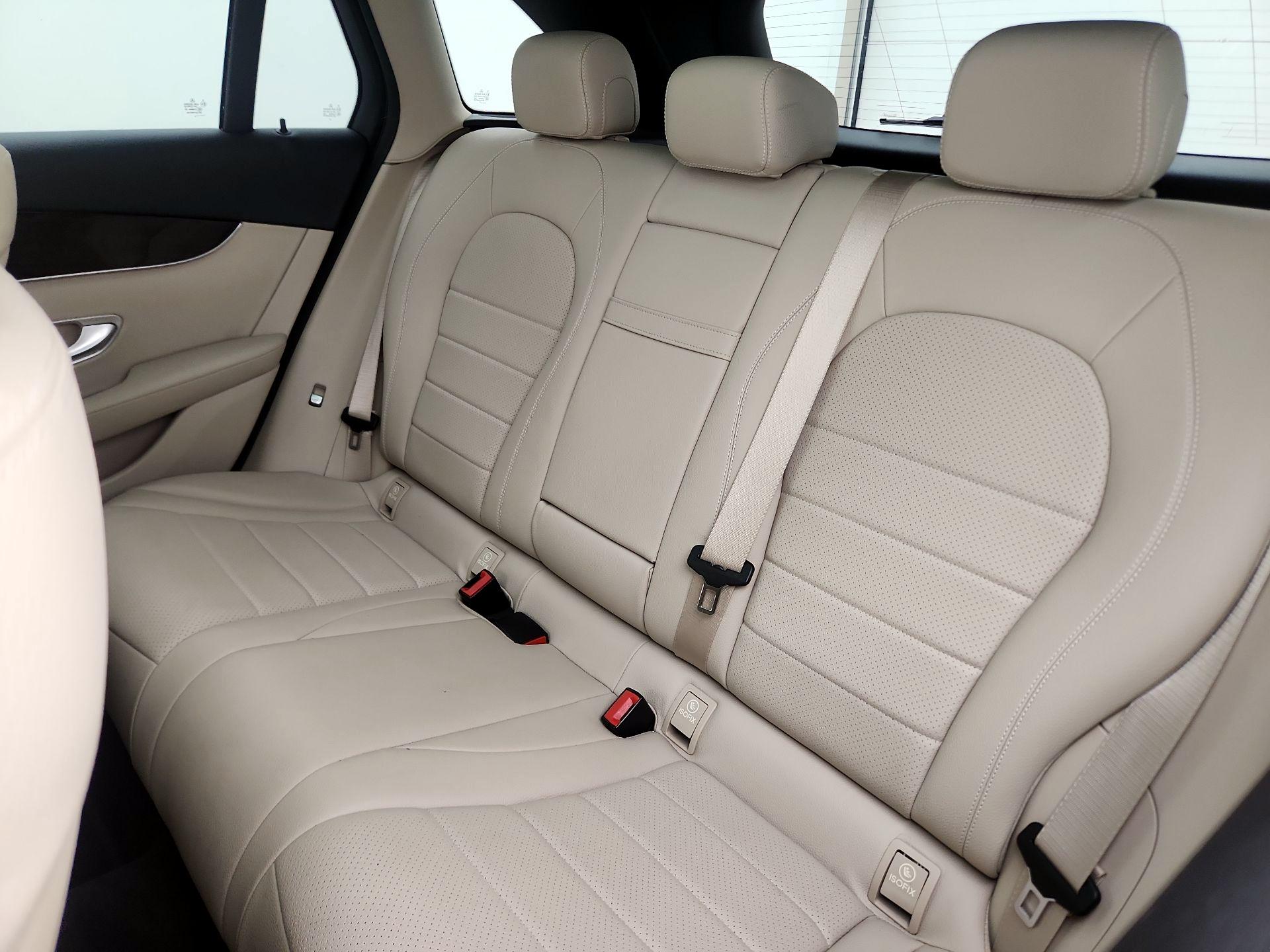 Thumbnail: 2017 Mercedes-Benz GLC - 19