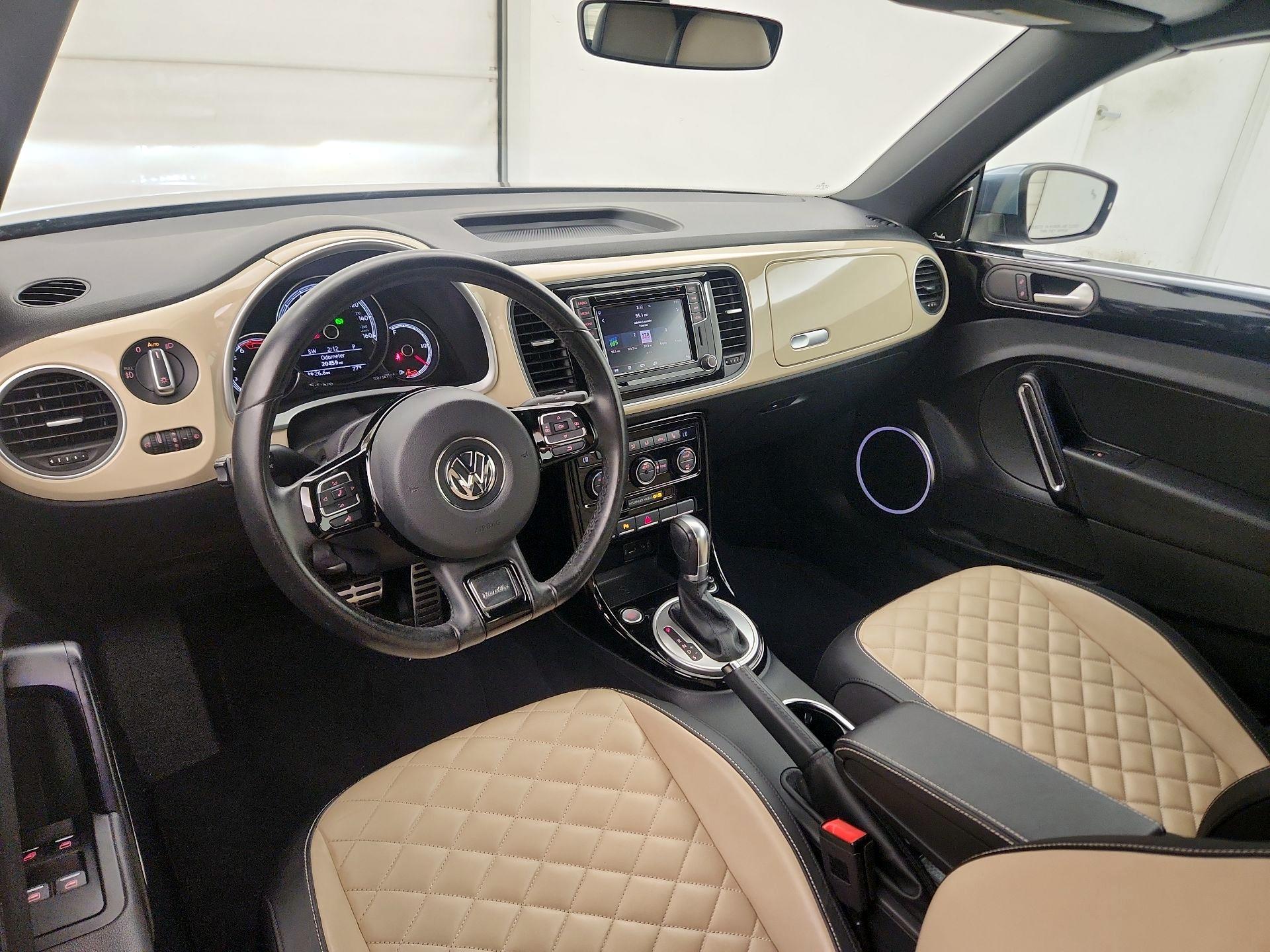 Thumbnail: 2019 Volkswagen Beetle - 9
