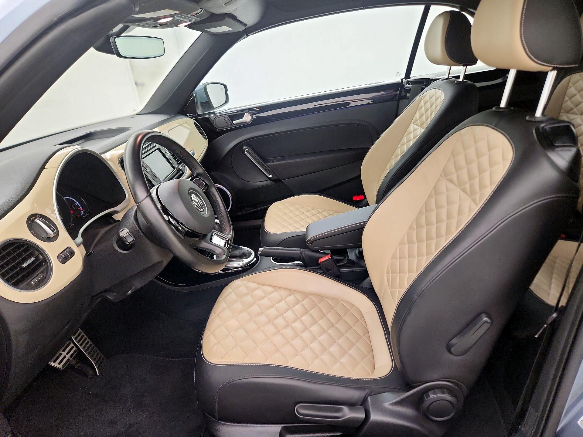 Thumbnail: 2019 Volkswagen Beetle - 11