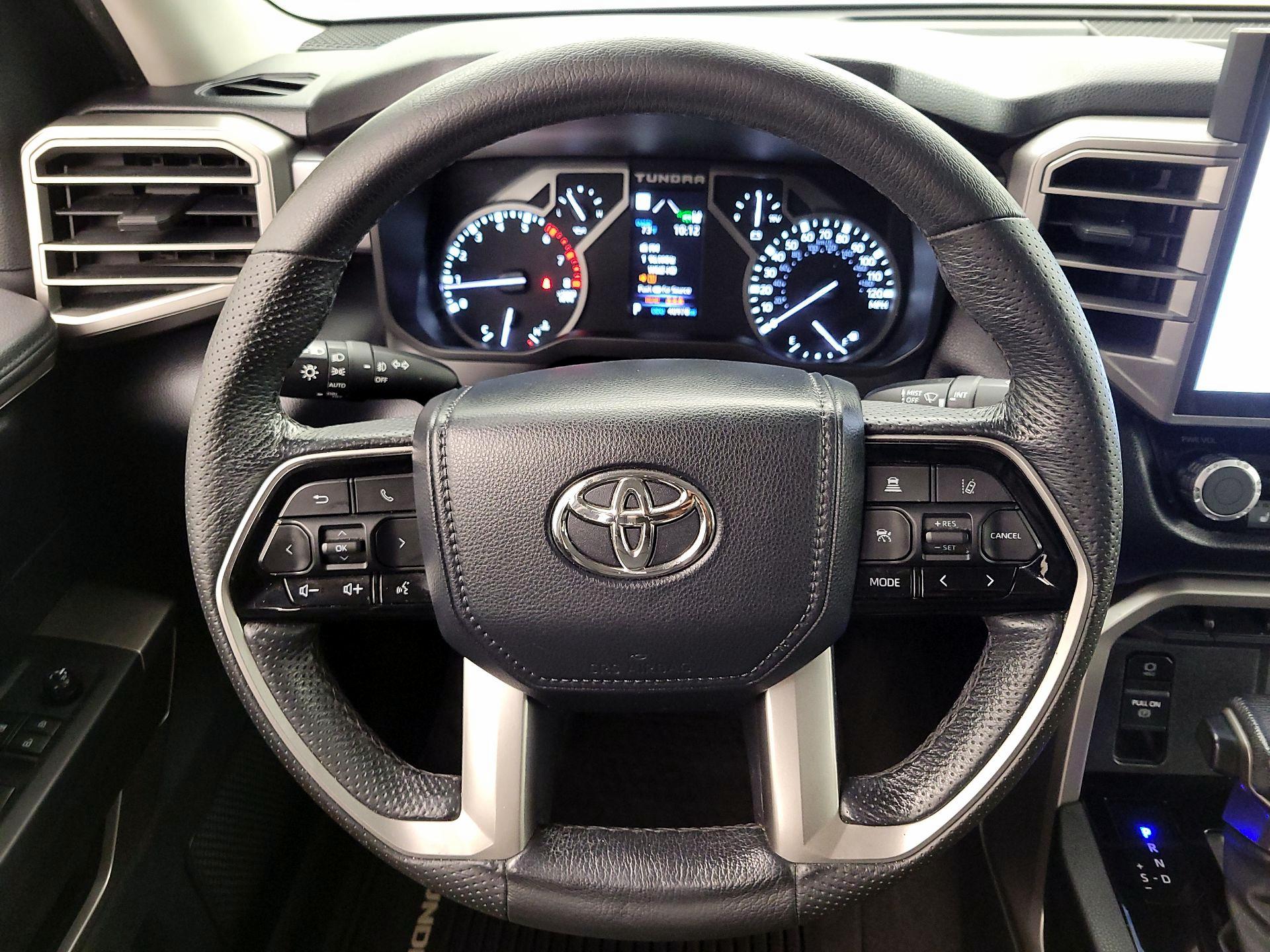 Thumbnail: 2022 Toyota Tundra - 10